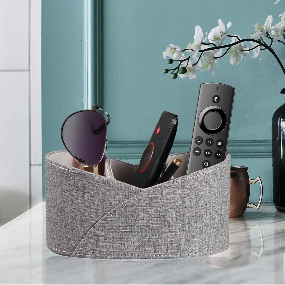 Remote Control Holder with 3 Compartments, Birds' Nest Design Desk Accessories Workspace Organizer for Office/ School/ Home, Modern PU Leather Nightstand Caddy Organizer for Makeup/ Vanity/ Stationery