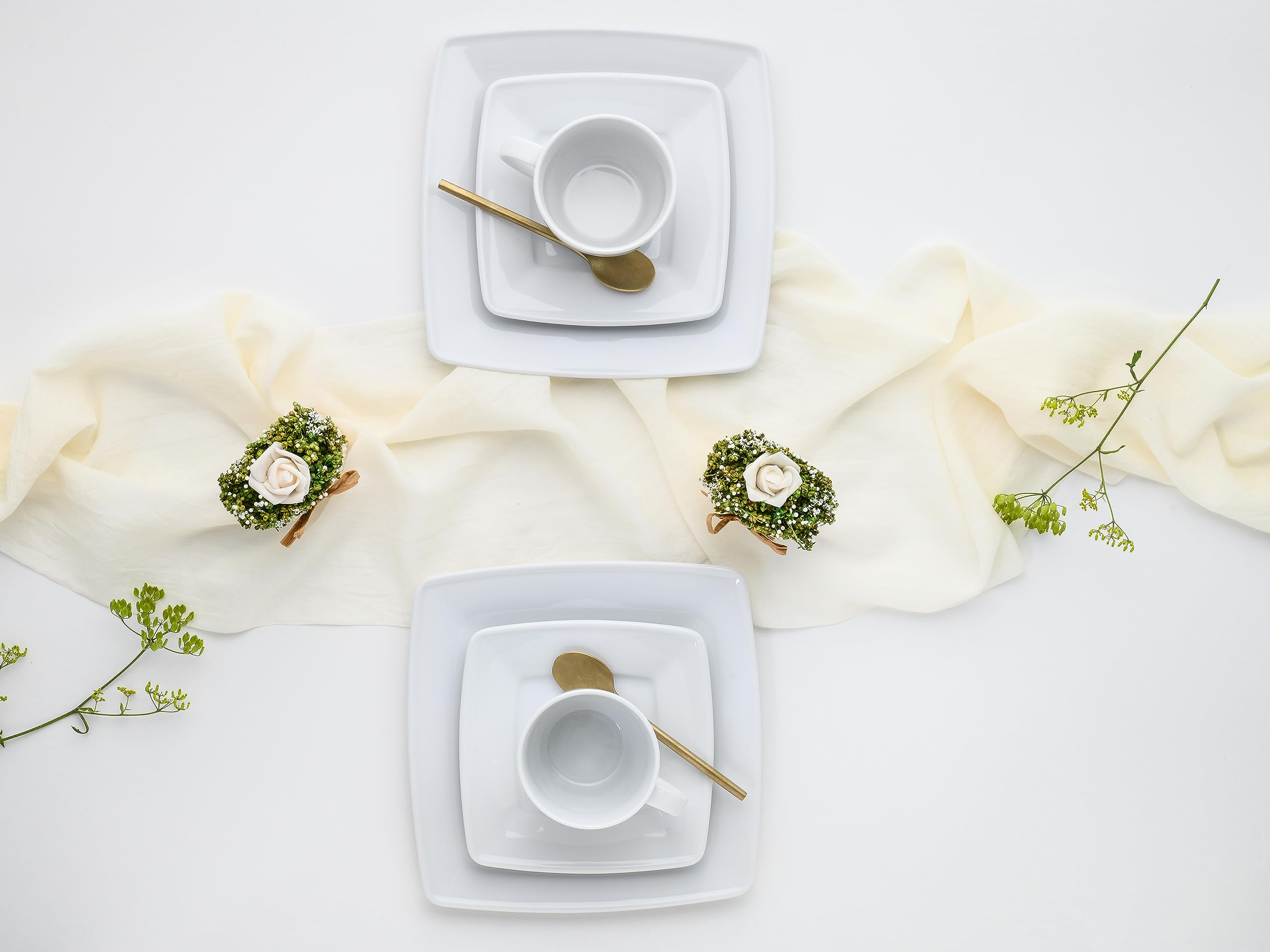 CreaTable, 12207, Serie Victoria weiss, 18-teiliges Geschirrset für 6 Personen, Kaffeeservice aus Porzellan, spülmaschinen- und mikrowellengeeignet, Made in Europe