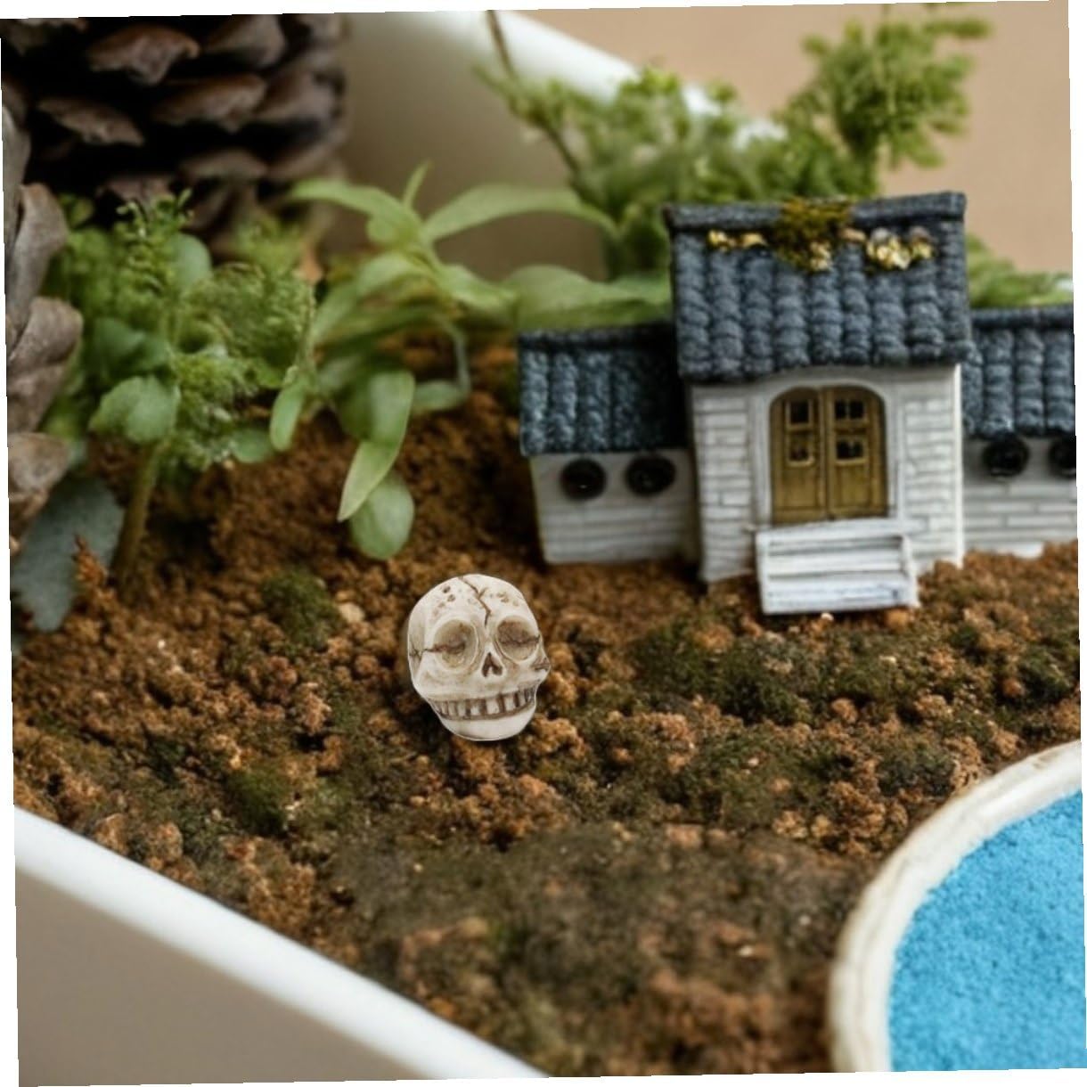 OSALADI 20pcs Mini Skull Figurines Resin Statue for Outdoor Garden Lawn Aquarium Fish Tank Decorations Halloween Skeleton Table Ornaments