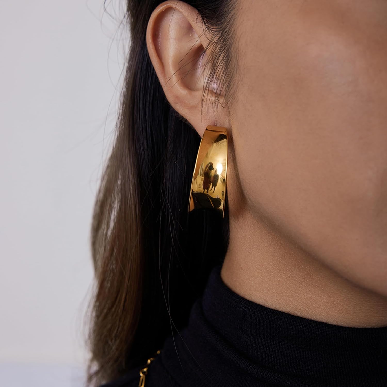 Dainty Gold Hoop Earrings for Women Chunky Large 14K Gold Huggies Hoop Earring Lightweight Open Hoops Earrings - Image 3