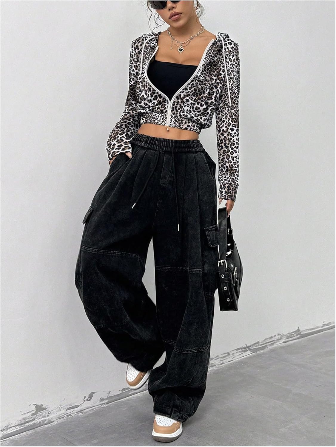 Floerns Women's Leopard Print Long Sleeve Cropped Hoodie Zip Up Sweatshirts Jacket - Image 6