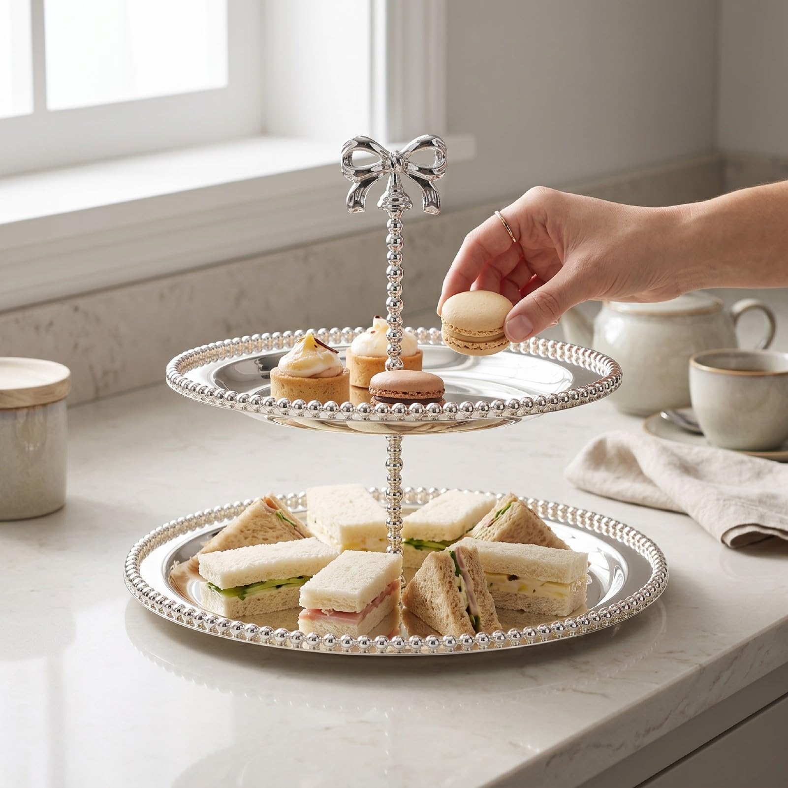 Asixxsix Alzata per Cupcake a 2 Livelli, Torre per Alzata per Cupcake in Acciaio Inossidabile, Espositore per a 2 Strati Vassoi da Portata Porta Dessert per Biscotti, Frutta,