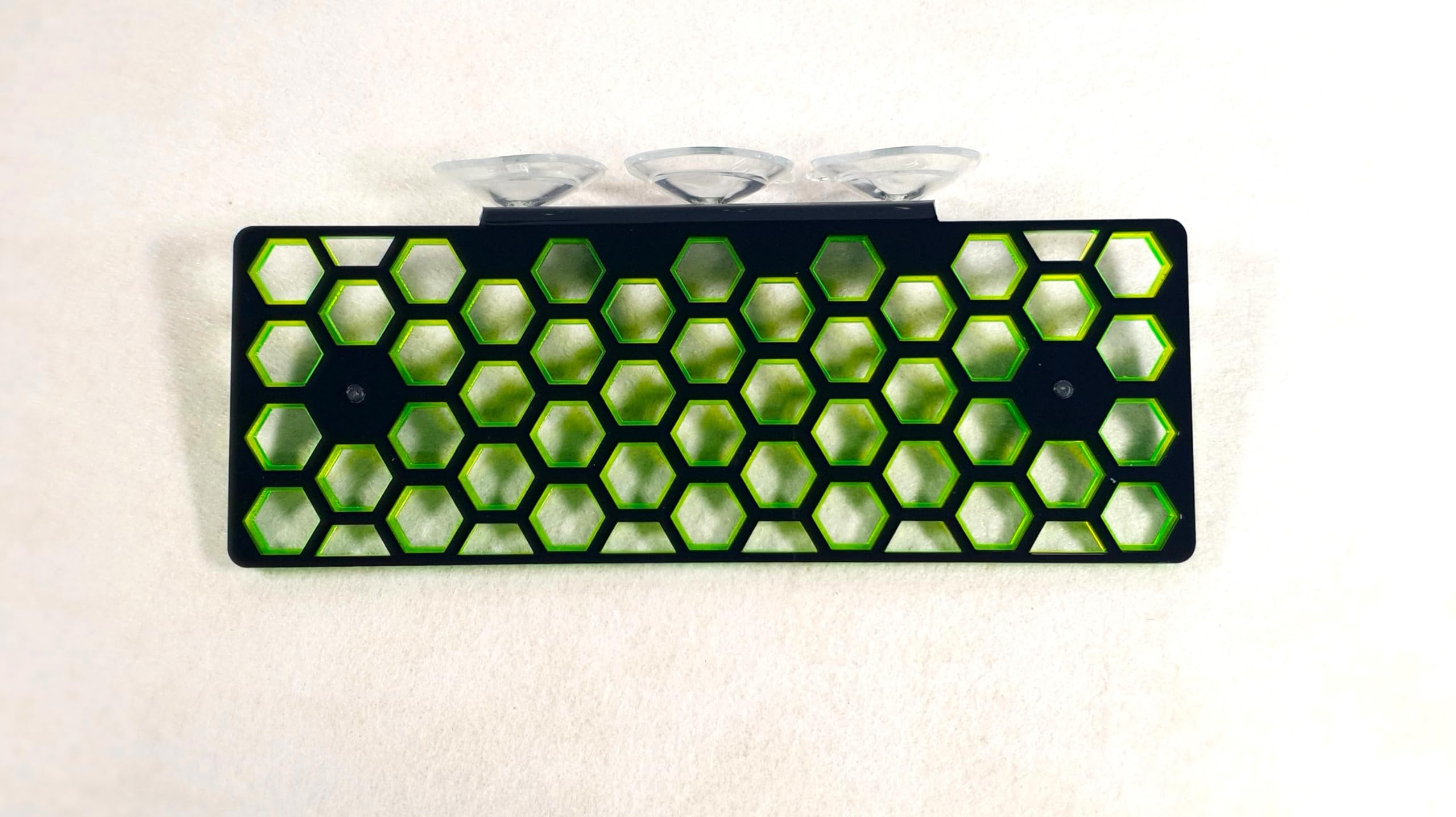 Reef-Geeks Coral Frag racks, 3 Fluorescent colours. 3 Diffrent sizes. coral frag Plugs (Black and green, Large)