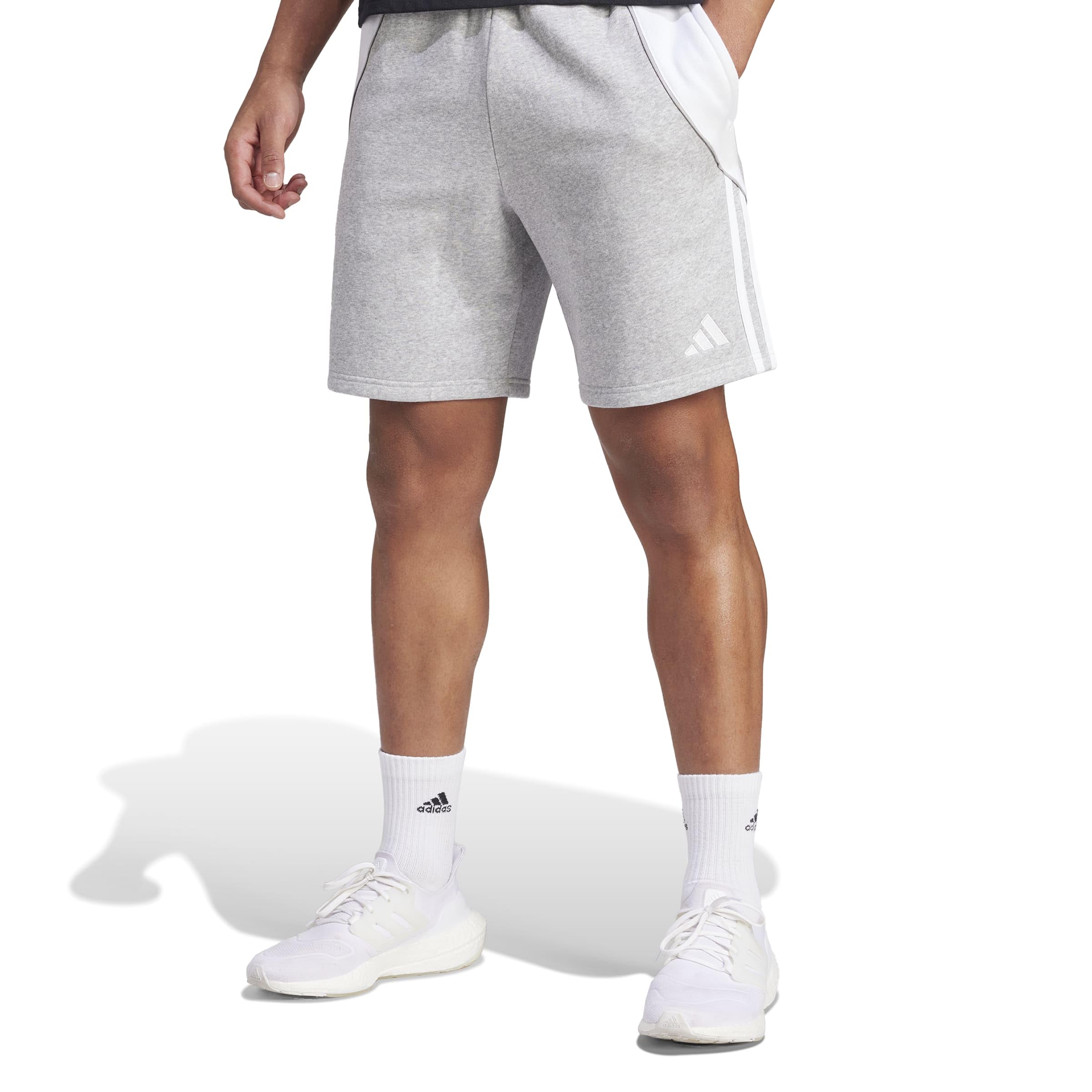 Short Adidas homme Tiro24 gris chiné en taille L pour le sport