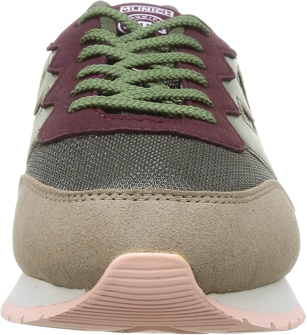 Munich Black Dash Sneakers