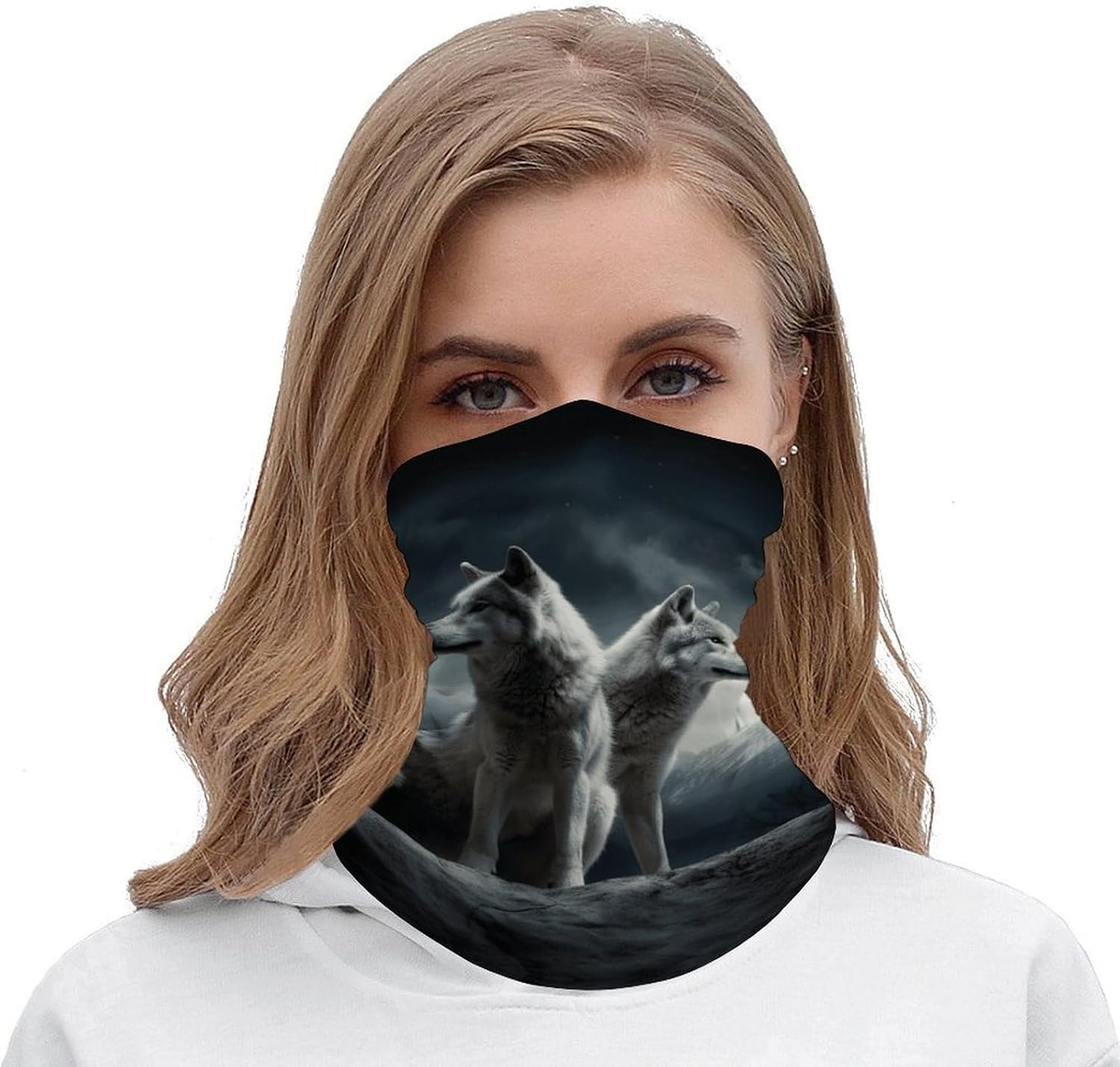 Wolf at Night Neck Gaiter UV Protection Polyester Face Gaiter Breathable Quick Dry Head Wrap Multifunctional Stretchy Seamless Bandana for Outdoor Cycling Hiking Skiing Running