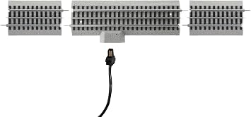 Lionel FasTrack Accessory Activator Track Pack, O Gauge Model Train Accessory, Insulated & Isolated Track Sections with Power Lock-On for Train Layout Accessories, Ages 14+