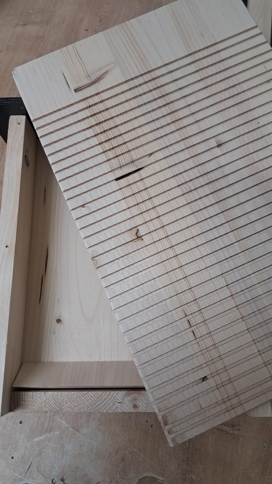 Fledermauskasten Fledermausflachkaste Flachkasten Fledermaushaus Fledermaushütte Fledermaus Kobel Fledermausbau edel geflammt aus massiven Fichtenholz (FG)
