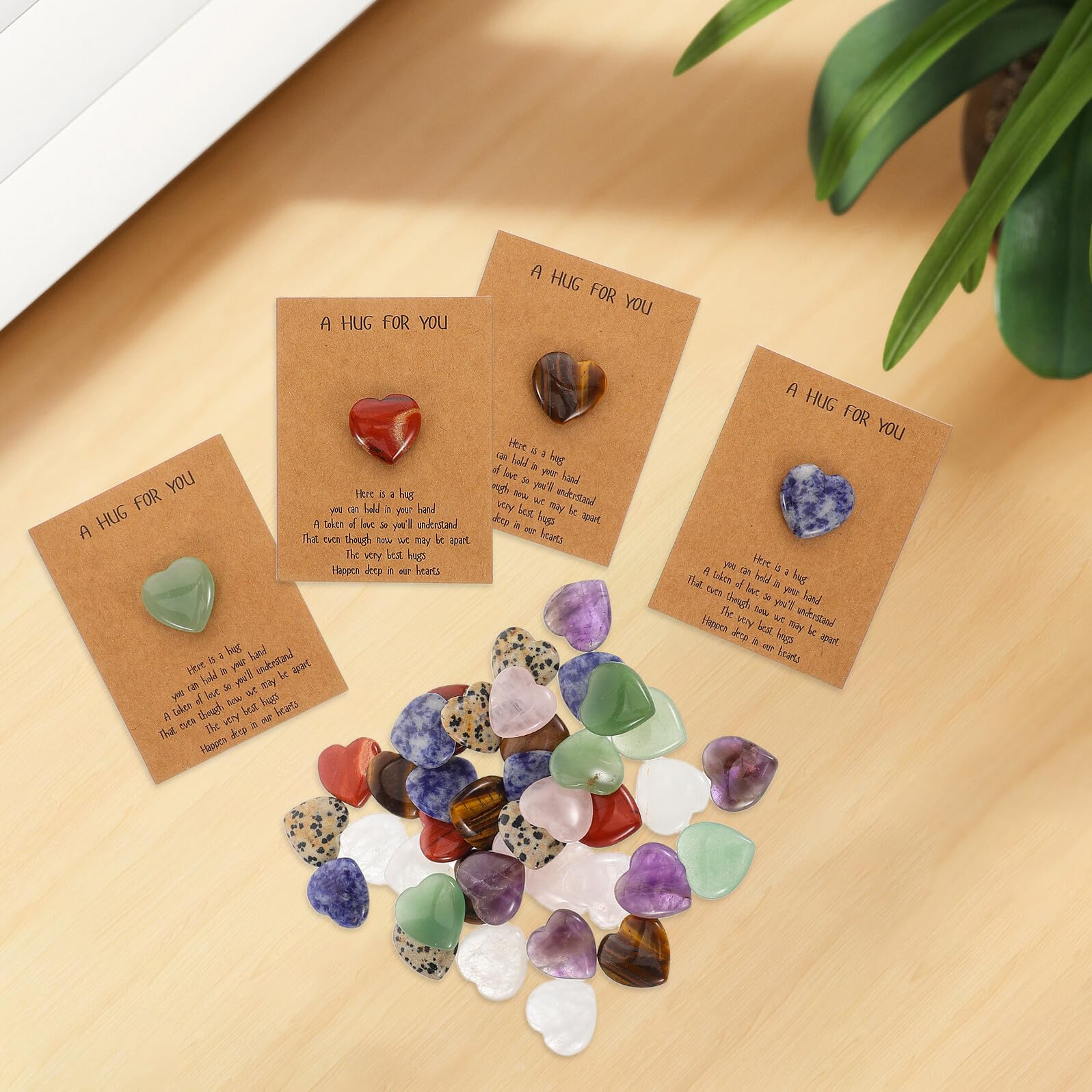 Set da 40 Biglietti di Auguri con Pietre Naturali a Forma di Cuore 2 CM Carte Regalo per Festa degli Innamorati e Compleanni Bomboniere Romantiche per Regali di Anniversario e