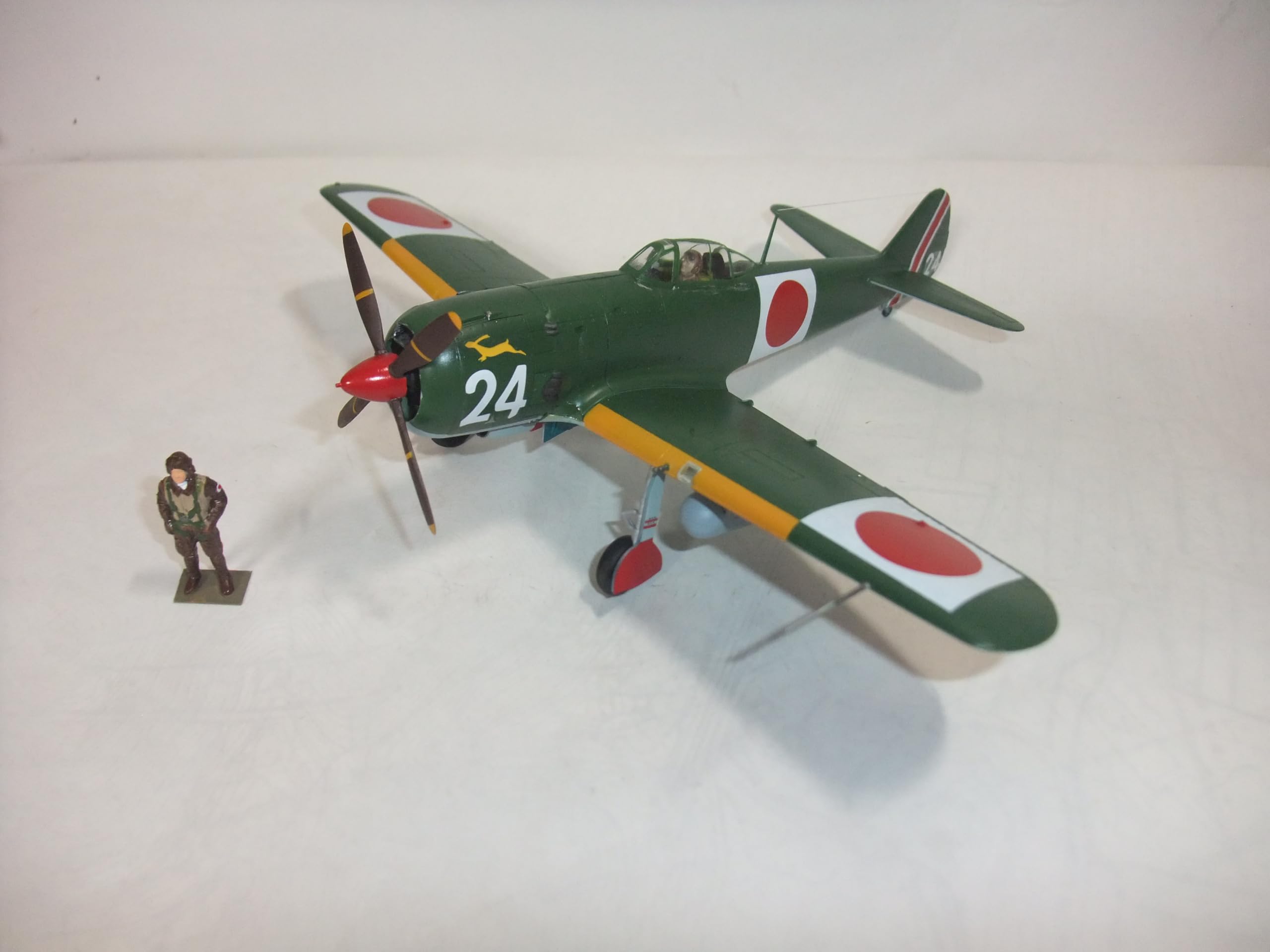 プラモデル完成機　1/48　中島　四式戦闘機　疾風 中島 キ84 四式戦闘機 疾風 (プラモデル) - ホビーサーチ