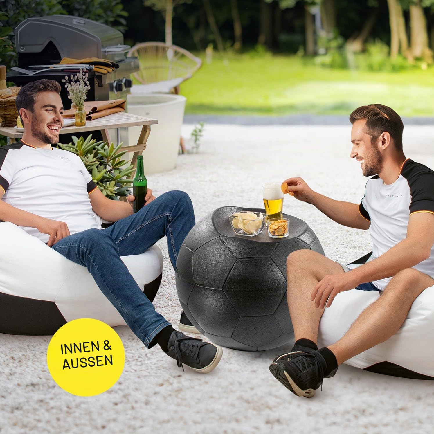 LUMALAND Fußball-Kühlbox mit Sitzfunktion 41 Liter für mehr als einen Bierkasteninhalt, Kühlbox Fußball für in- & Outdoor – ideal für Garten, Balkon, Camping