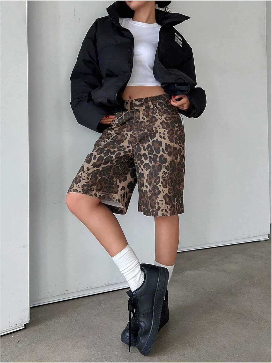 WDIRARA Women's Leopard Print High Waisted Denim Bermuda Shorts Cheetah Wide Leg Baggy Jean Shorts