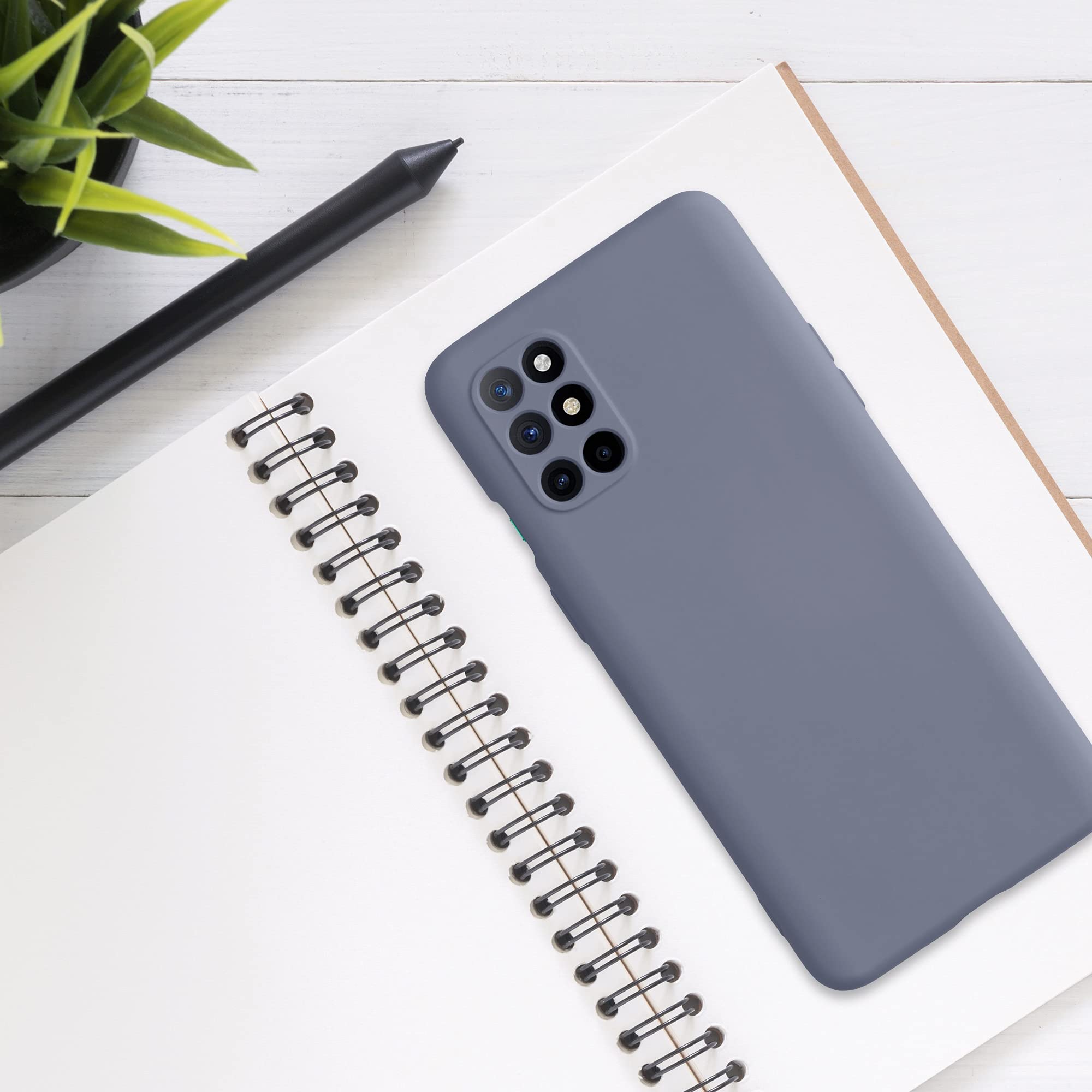 kwmobile Cover per OnePlus 6T Custodia - Back Case per Smartphone in Silicone TPU - Protezione Gommata - lavanda pastello