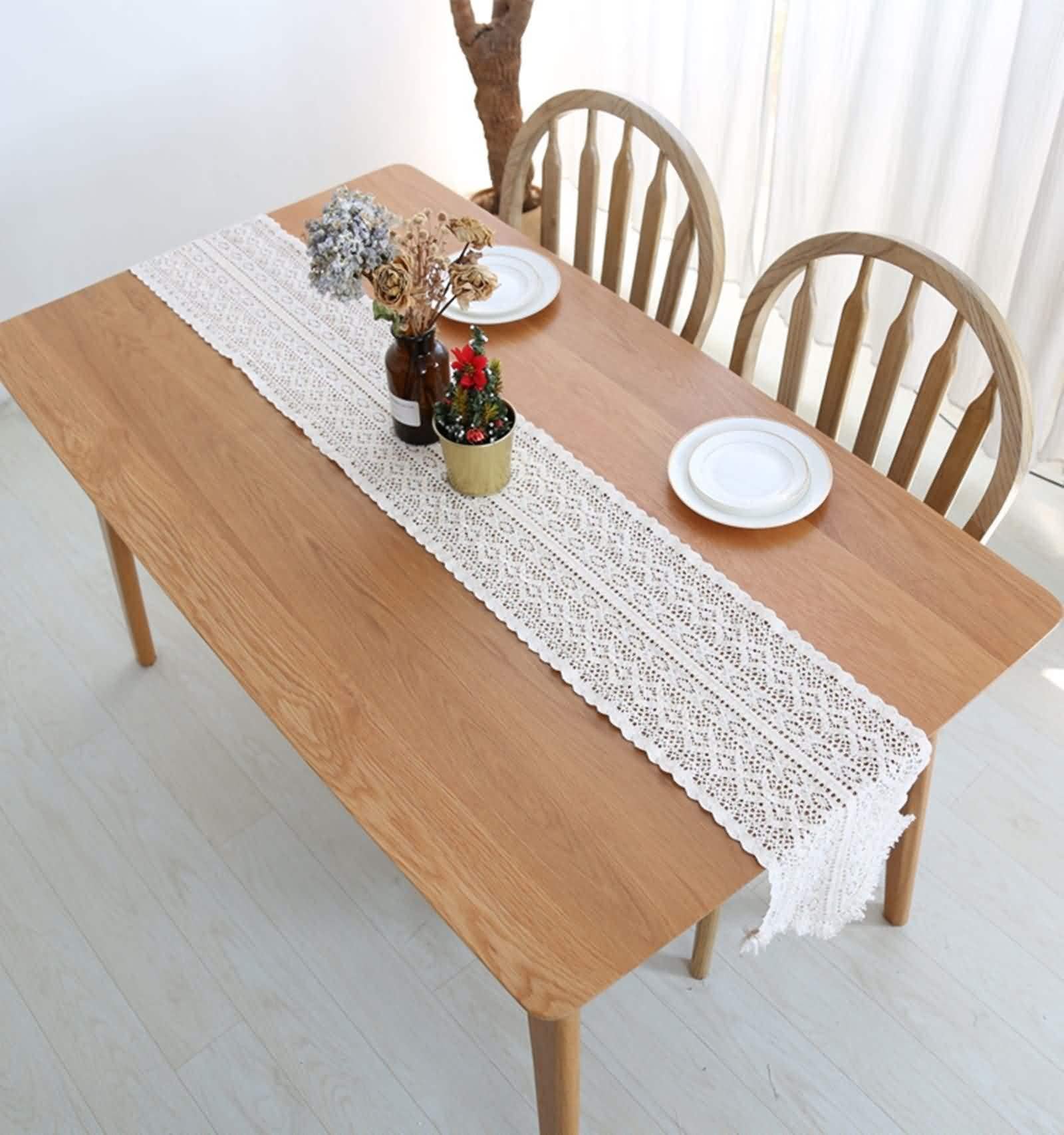 Chemin de Table Saint Valentin, Chemin de Table 300 CM Coton Blanc 24CM Motif de Fleurs Creuses Deco Intérieure et Extérieure
