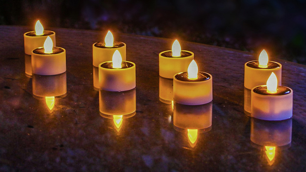 Amazon.com: Solar Tea Lights Outdoor Waterproof, 8pcs Rechargeable