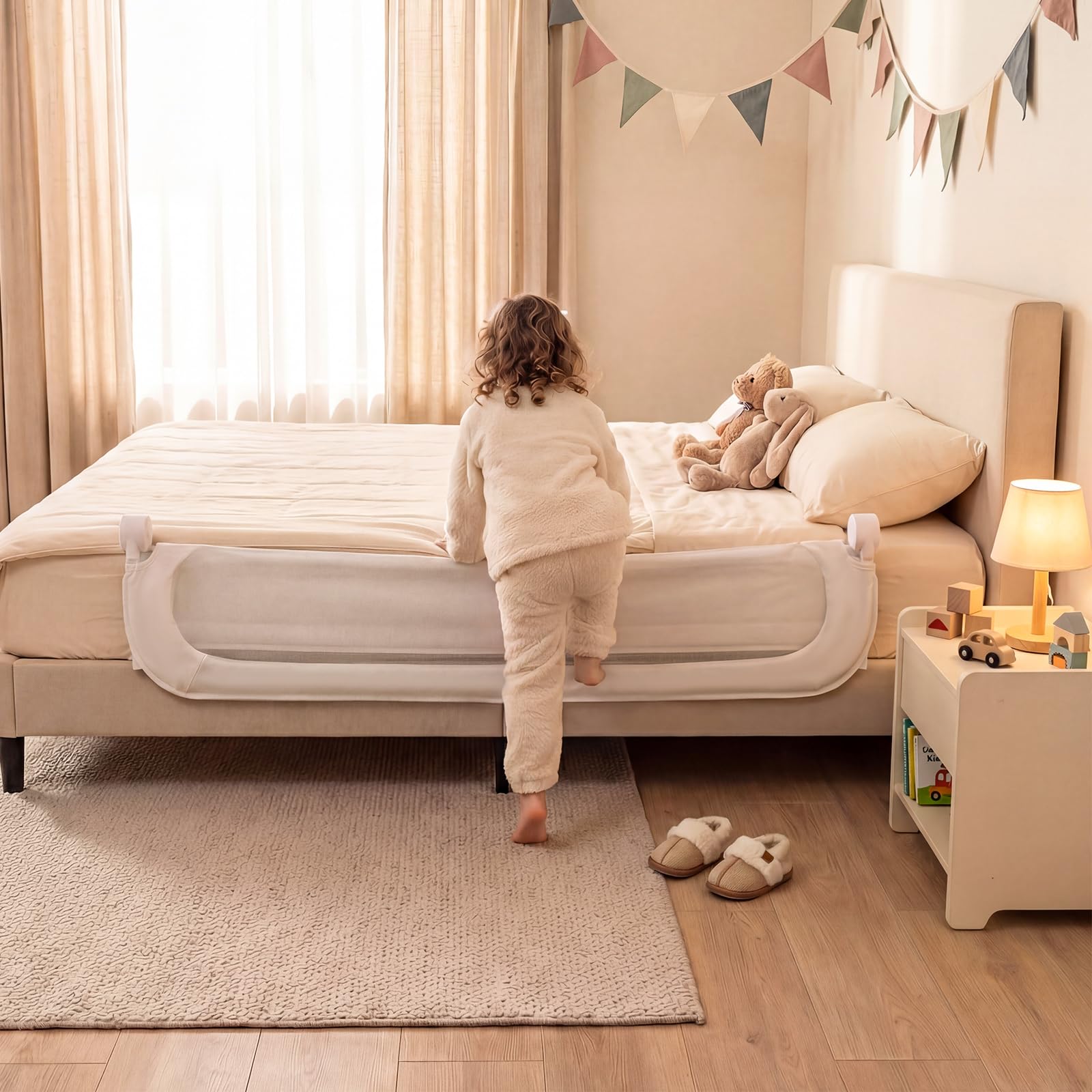 COSTWAY Barrera Seguridad Niños, Barandilla Plegable para Cama, Barandilla de Seguridad Ajustable dcon Funda Extraíble de Tejido Oxford y Base Robusta en Forma de U (Blanco,150 x 60 cm)