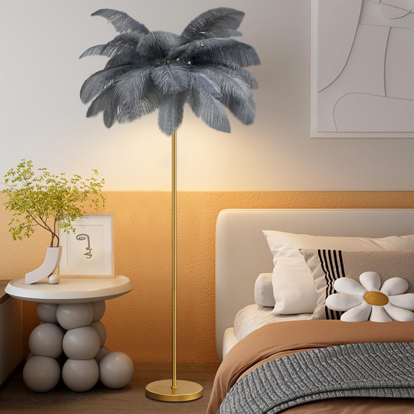 Lampe à plumes d'autruche pour créer un coin lecture cosy