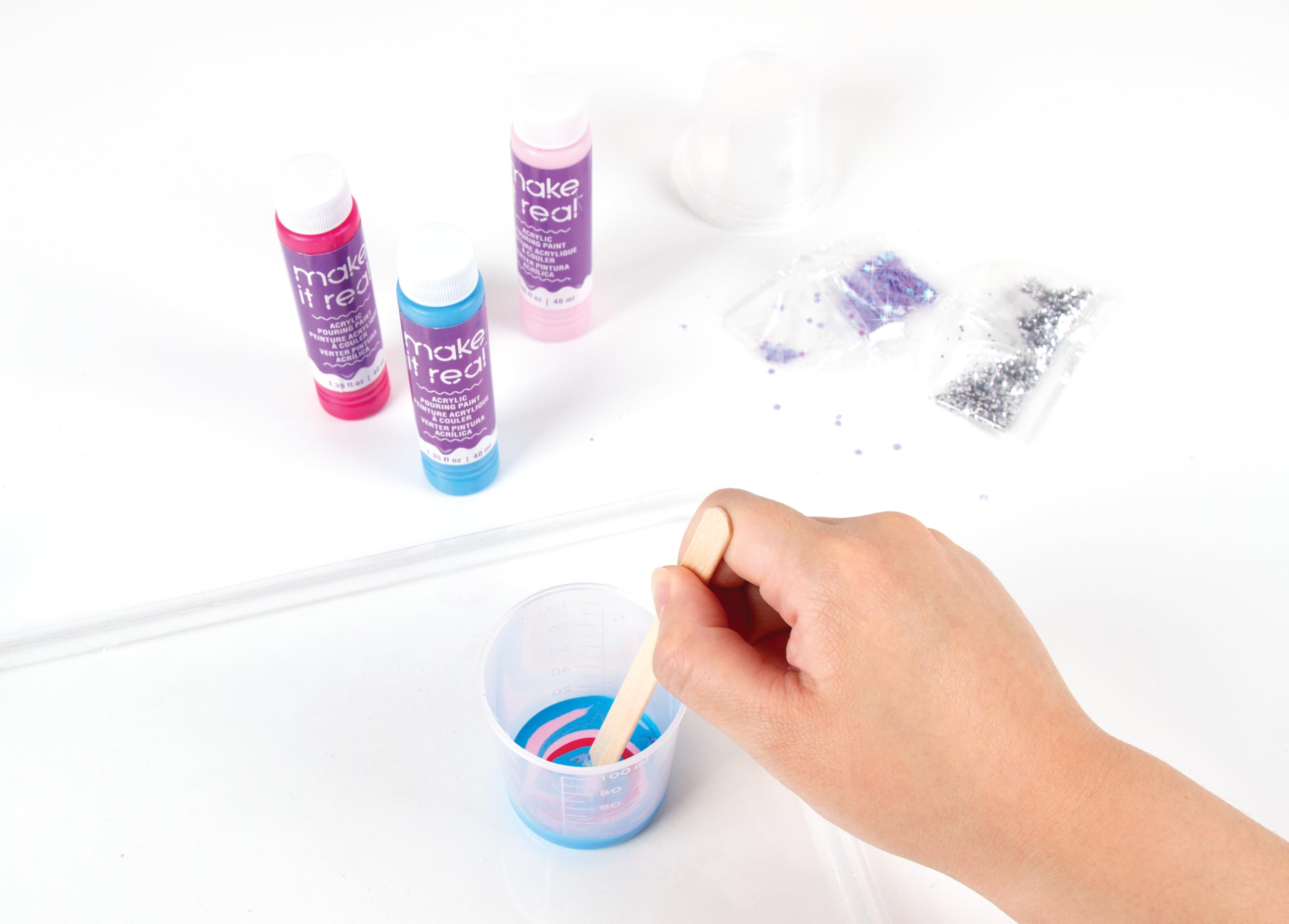 Make It Real - Master Pieces Paint Pouring (1410)