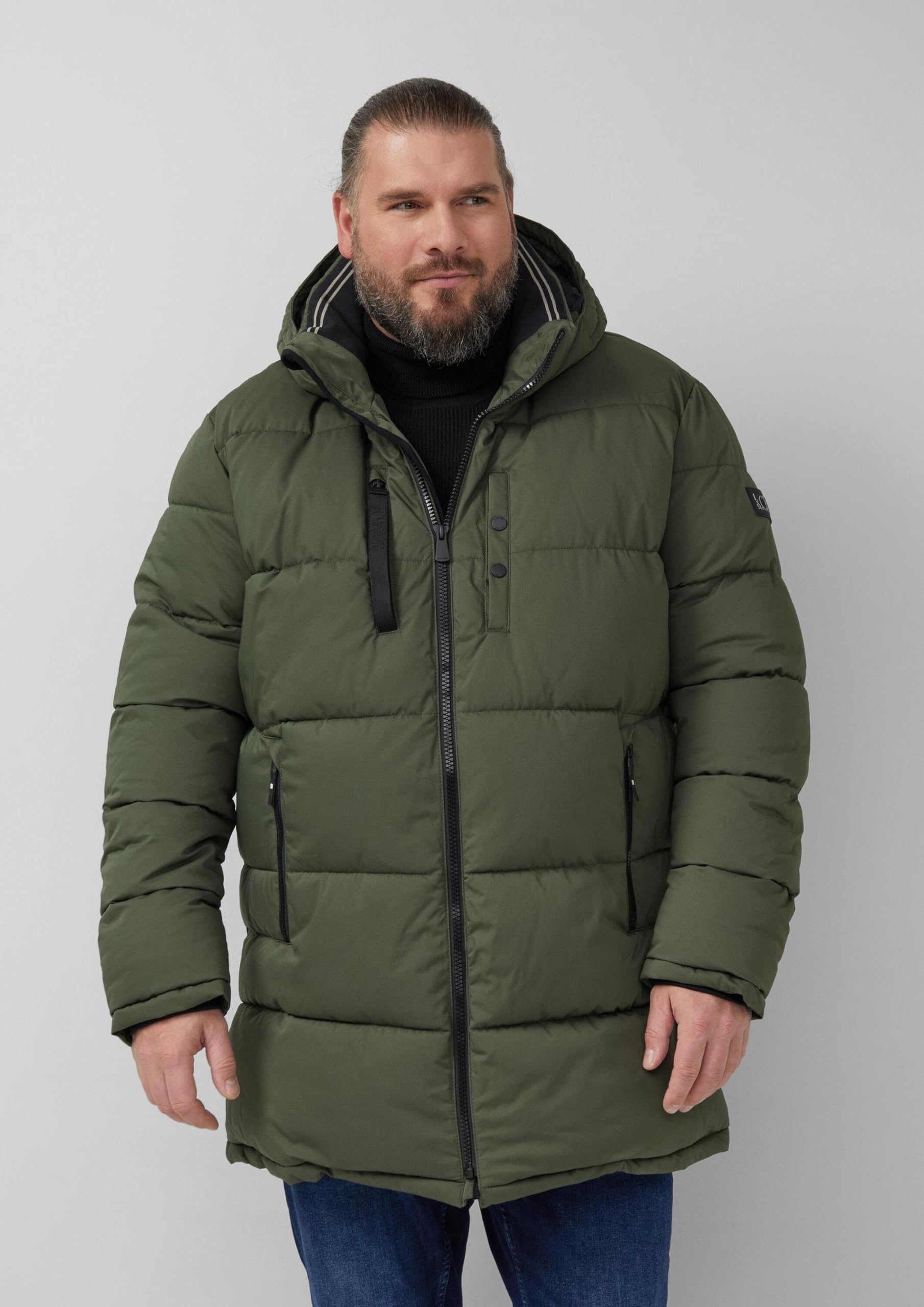 s.Oliver Wasserabweisende Pufferjacke mit abnehmbarer Kapuze und sportiven Details