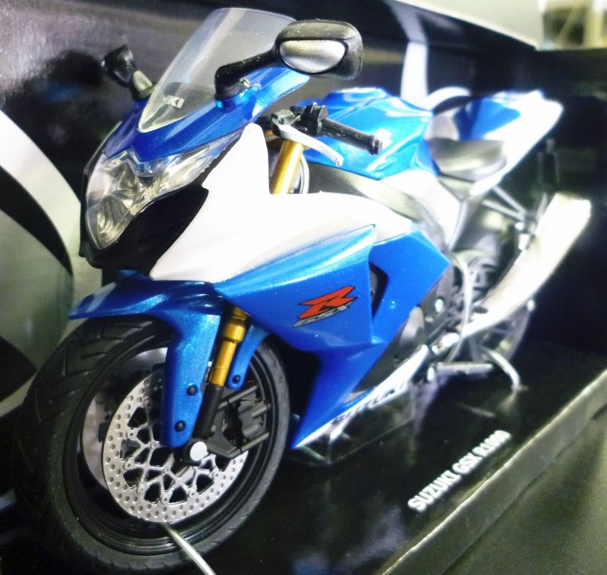 Amazon.co.jp: 1/12 Suzuki GSXR1000 SUZUKI GSXR 1000 Blue Product 