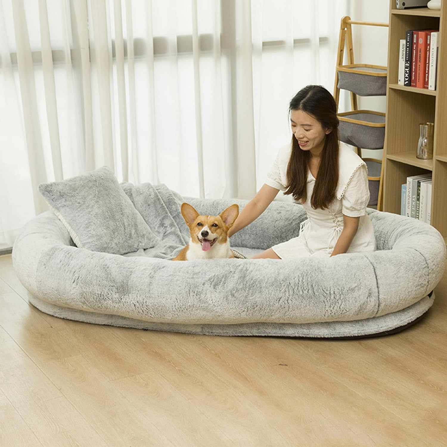 Lit pour chien humain géant : votre espace sieste et détente au salon