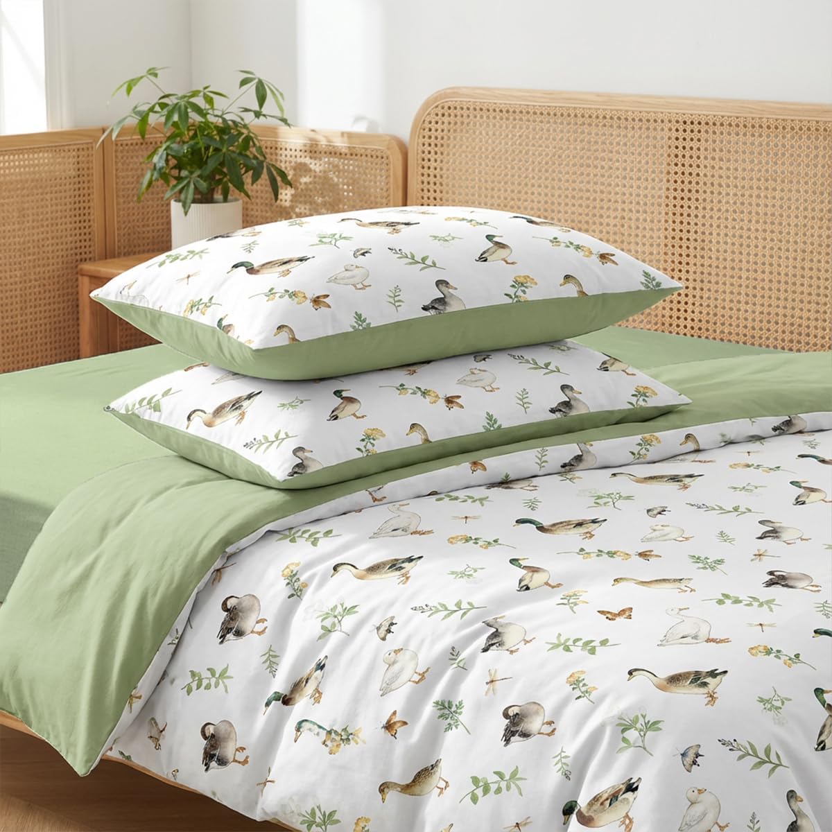 Kids Comforter Set Full 3 Pieces Cute Duck Bedding Set for Girls Boys Rustic Botanical Floral Comforter with 2 Pillowcases, Lightweight Soft 100% Microfiber, Farmhouse Aesthetic