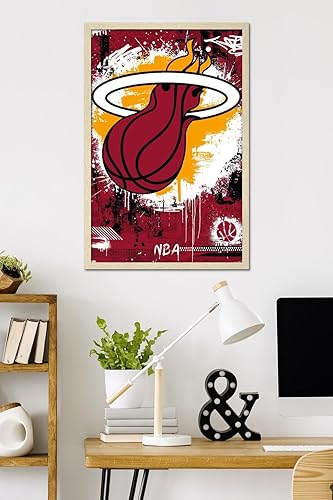 Vista 27 de Trends International NBA Miami Heat - Póster de pared con logotipo Maximalist 23, 34 pulgadas de largo x 22.4 pulgadas de ancho, paquete de póster