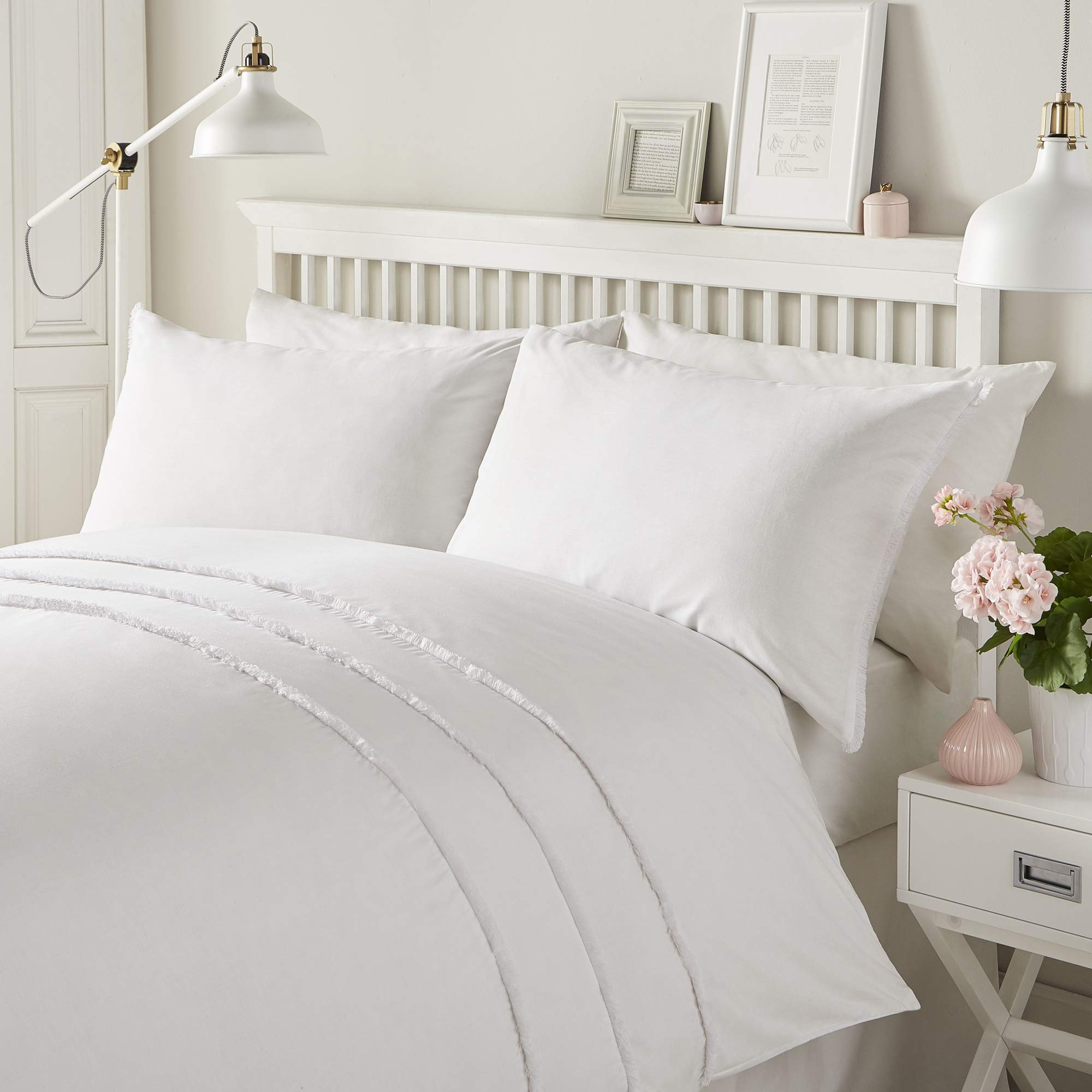 Serene Two, 52% Polyester / 48% Cotton, White, Double, W200cm x L200cm (Duvet Cover), W50cm x L75cm (Pillow Case)