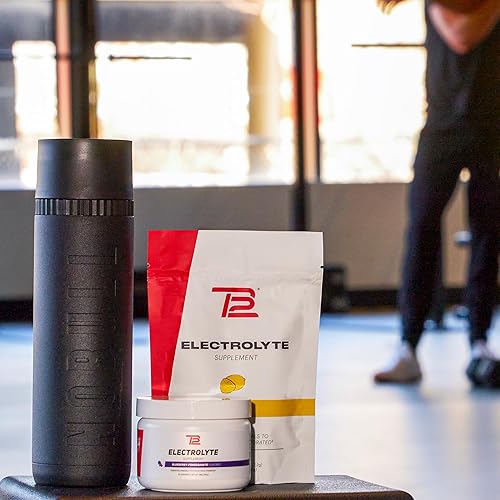 Miniatura 9 de TB12 Suplemento de electrolitos en polvo en polvo para una hidratación rápida por Tom Brady-Blueberry Pomegranate, 15 paquetes de palos. Natural,