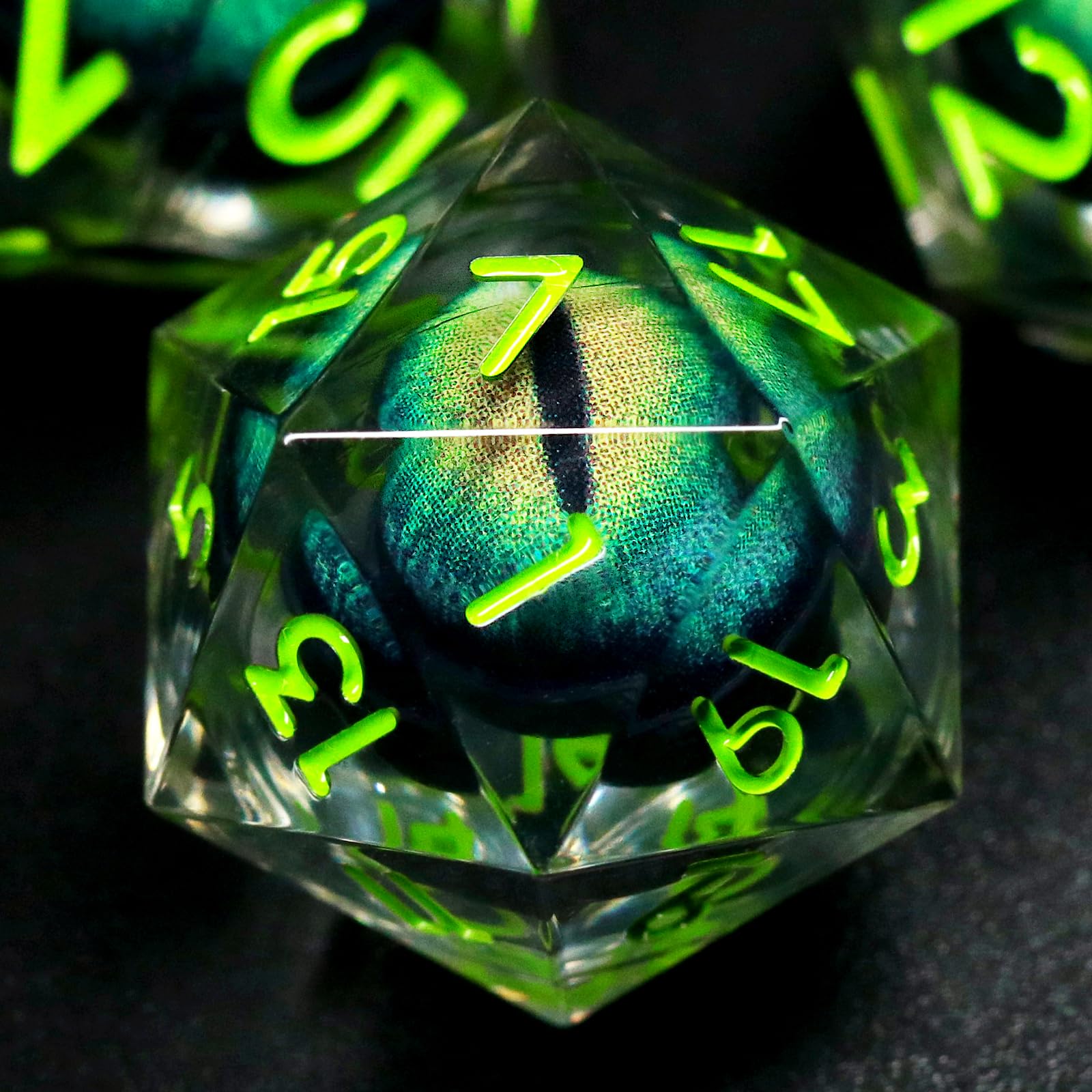 et Dadi D&D per Dungeons and Dragons Set Dadi DND Poliedrici Nucleo Liquido Dadi in Resina Occhio di Drago 7 Pezzi DND Dice Set (Verde)
