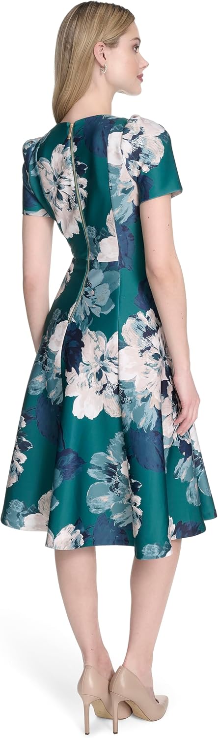 Calvin Klein Women's Short Sleeve Round Neck Knee Length Crepe A-Line Dress - Image 4