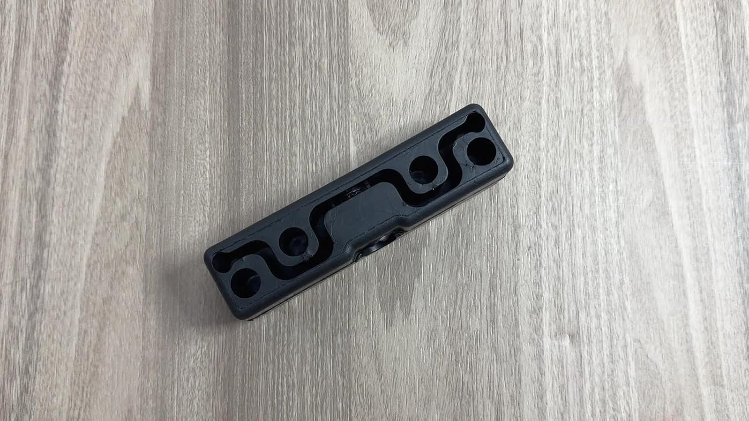 Replacement Auto Parts For Chevy Tahoe 95-99 GMC Yukon 92-99 Torsion Bar Crossmember Rubber MountMod-R36R-14748