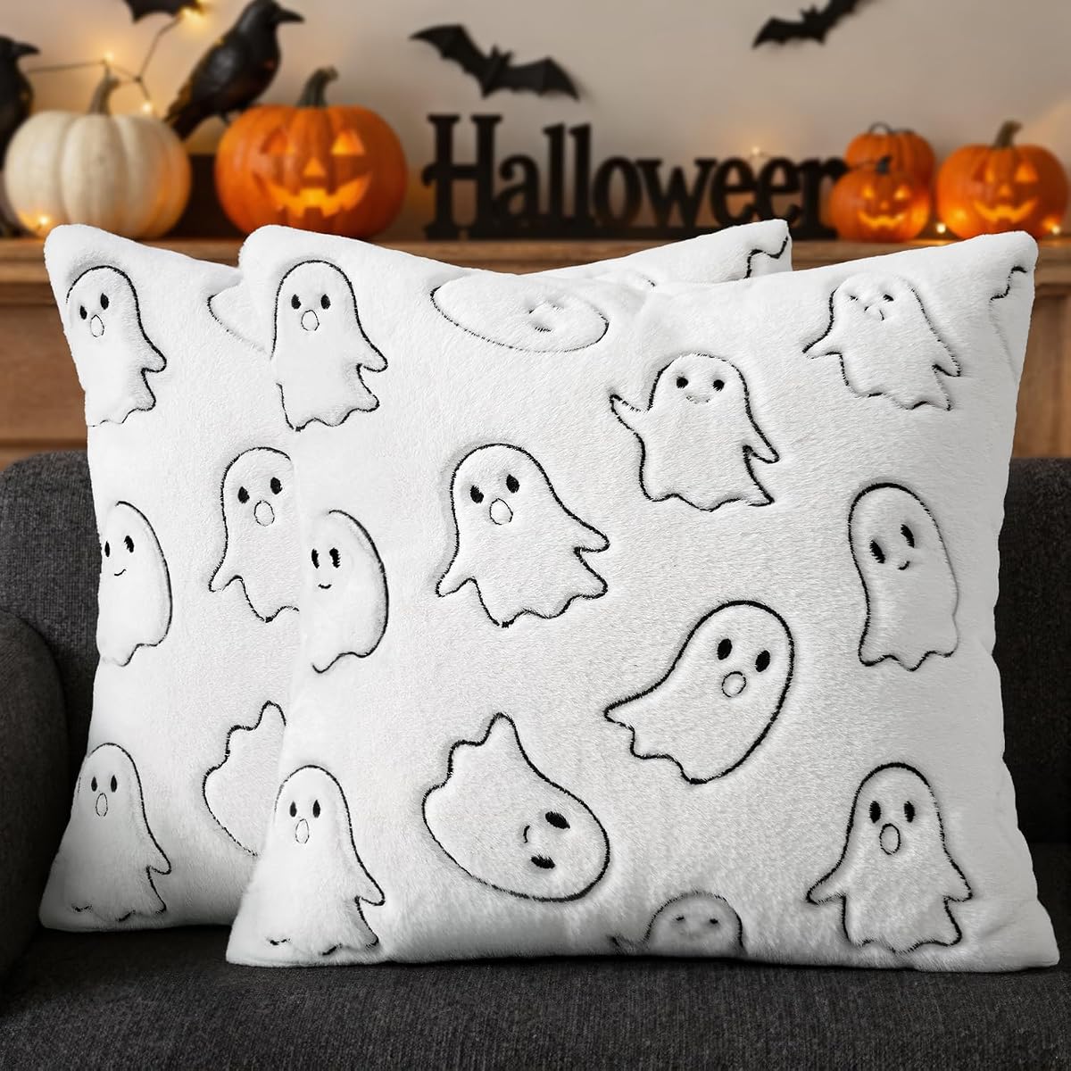 MIULEE Fundas de almohada de fantasma de Halloween de piel sintética de conejo blanco 18x18 | Juego de 2 almohadas decorativas con diseño de fantasma, fundas de cojín suaves para otoño, decoración de Halloween para sofá, dormitorio, sala de estar