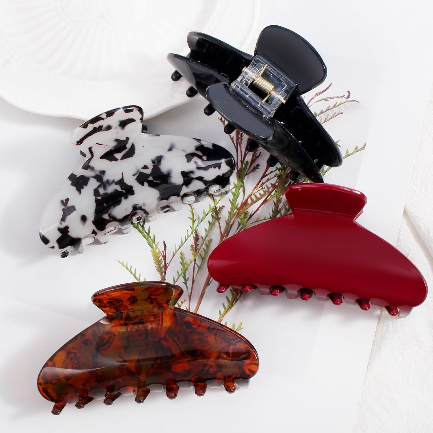 3.34in Medium Acrylic Couture Claw Clips 4 Pack, Stylish Durable Lightweight Hair Clips for Women, Strong Grip for Thick & Fine Hair, Chic Hair Accessories(red black)