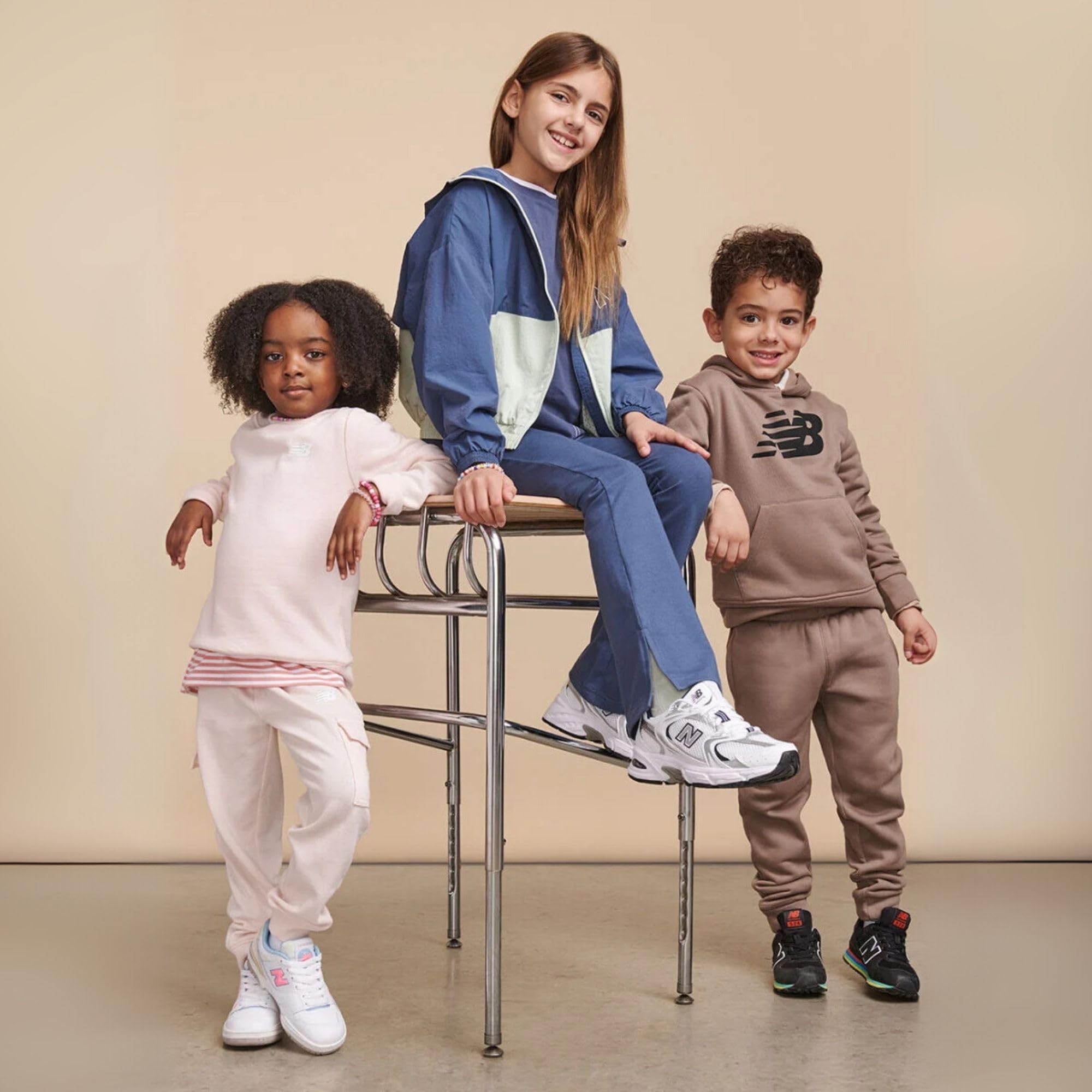 New Balance Pantaloni da Jogging in Pile da Bambino, Confezione da 3, in Morbido Pile Misto Cotone, con Tasche, vestibilità Atletica, Taglie 4-20