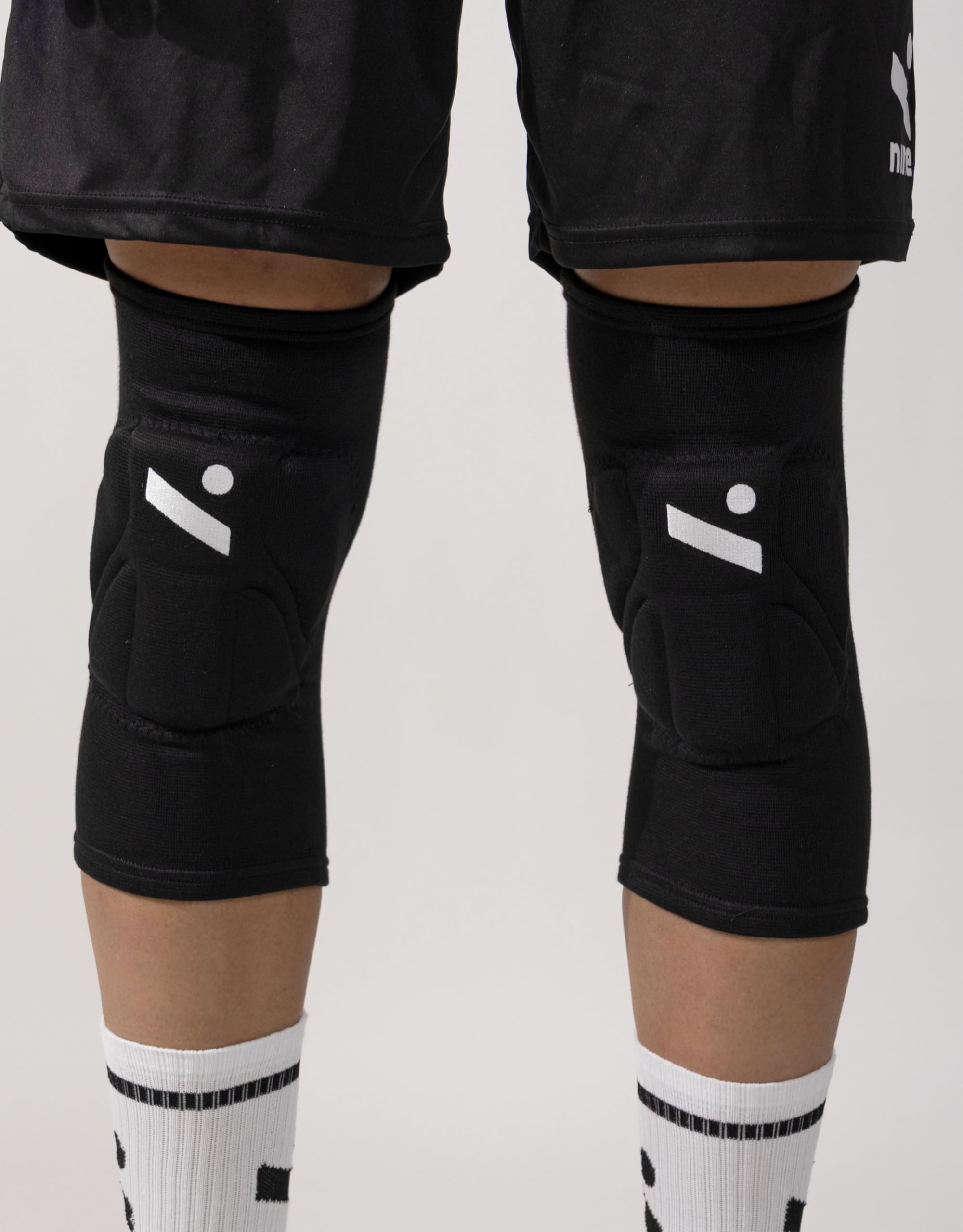 ninesquared Genouillères New Shield - Protection Avancée - Tailles S/M/L/XL - 2 paires - Couleur Noir - Unisexe (XL)