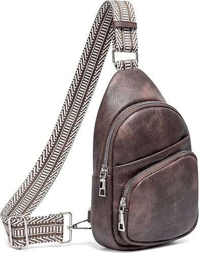 CLUCI Riñonera pequeña para mujer, cangurera de cuero vegano para mujer, bolsa de pecho con correa de guitarra