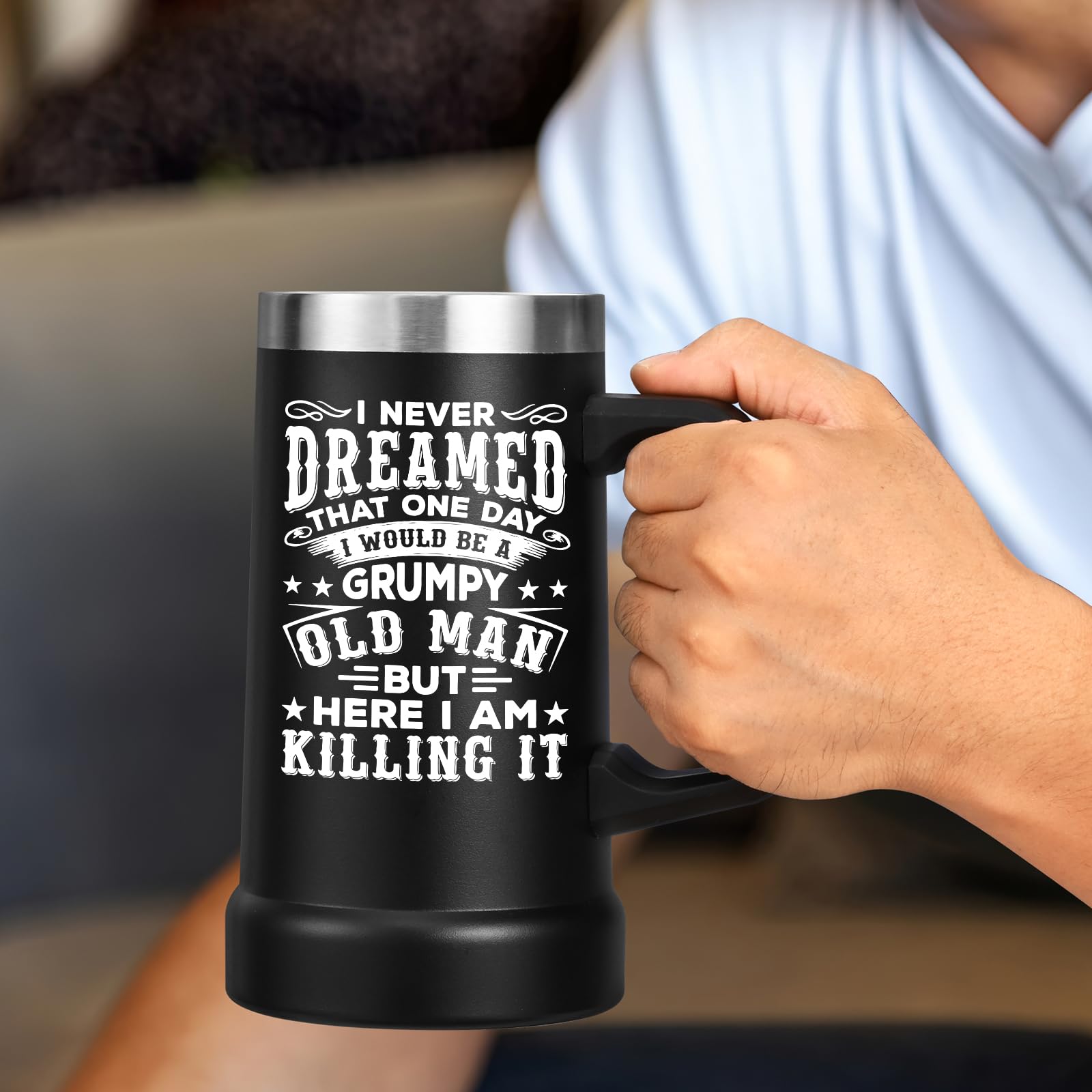 Livole I Never Dreamed That One Day I Would Be A Grumpy Old Man But Here I Am Kiling It, Beer Gifts for Men, Dad, Grandad, Husband, Him, Grumpy Old Man Gifts, 24oz 700ml Insulated Beer Mug with Handle - Image 2