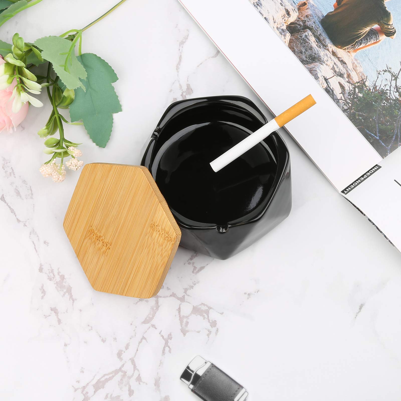Portacenere Antivento Antiodore con Coperchio Geometrico Portatile Stile Nordico Esterno Nero