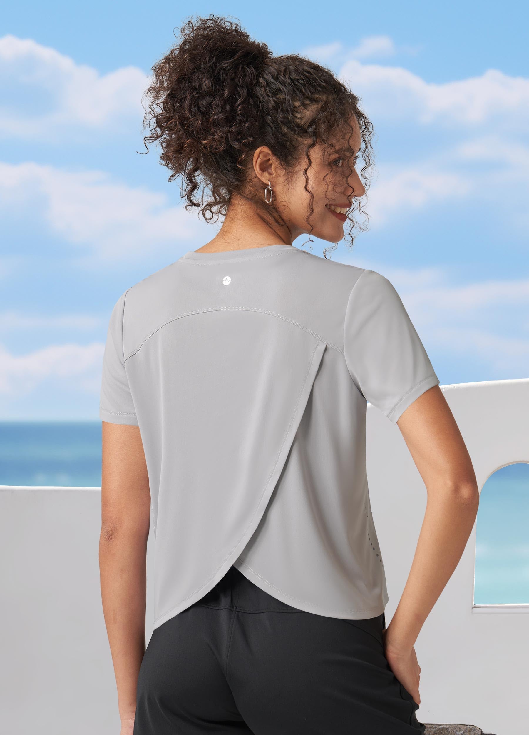 Women's Quick Dry Workout Tops Cropped Split Back Shirts with Reflective Lightweight Gym Wear