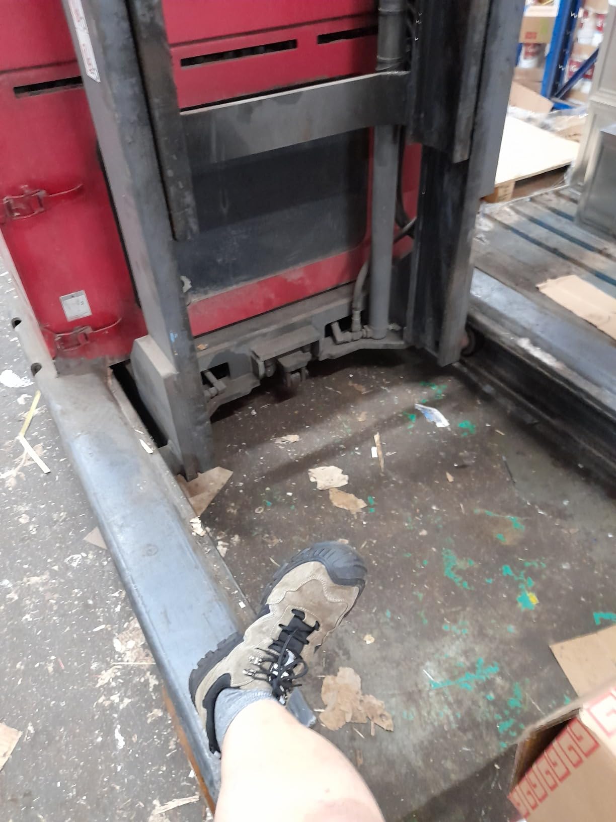 9KSAFETYJB Safety Work Shoes | Kensho 673BE