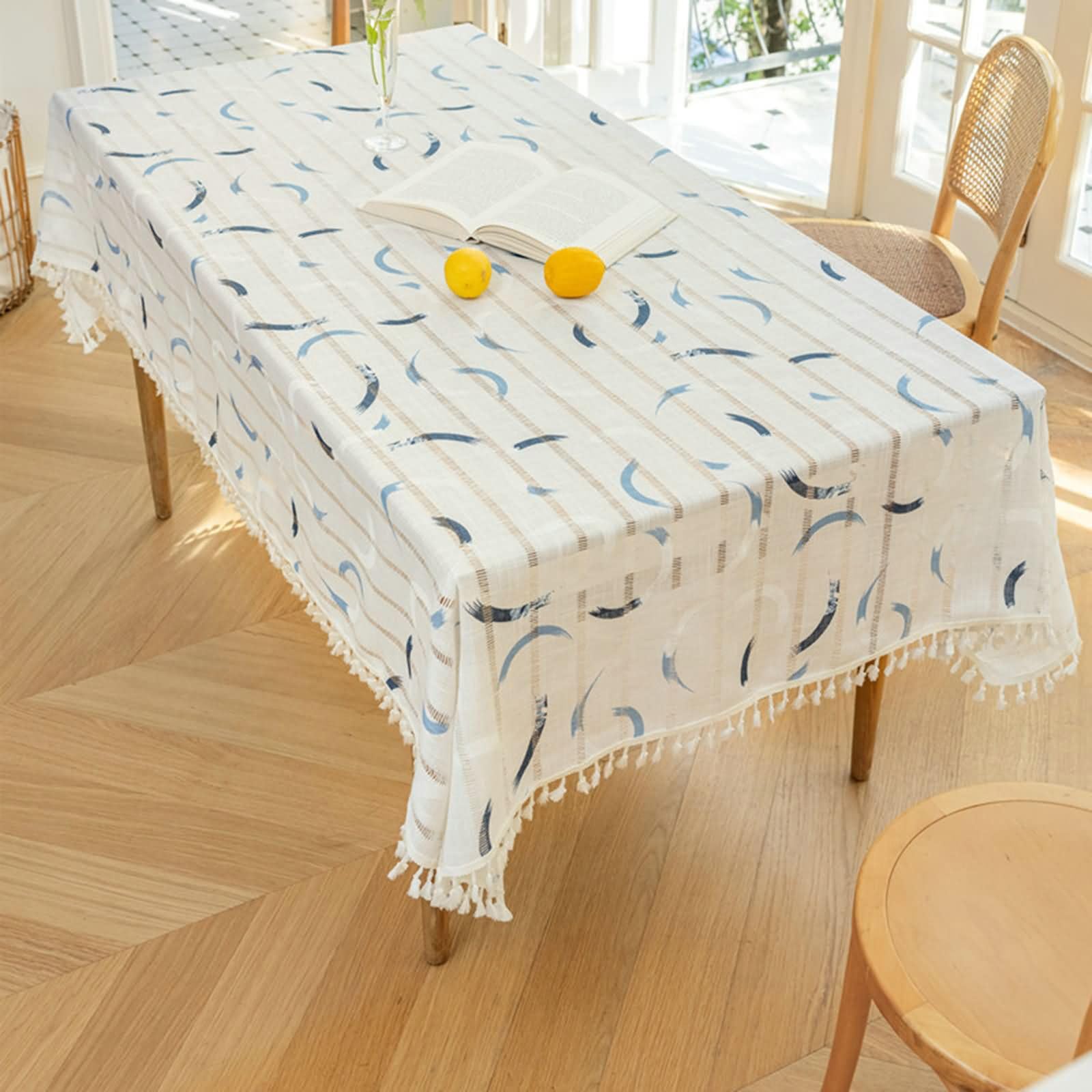 Nappe imprimé plumes à franges KnSam 140x220cm, l'alliance du design moderne et de la qualité