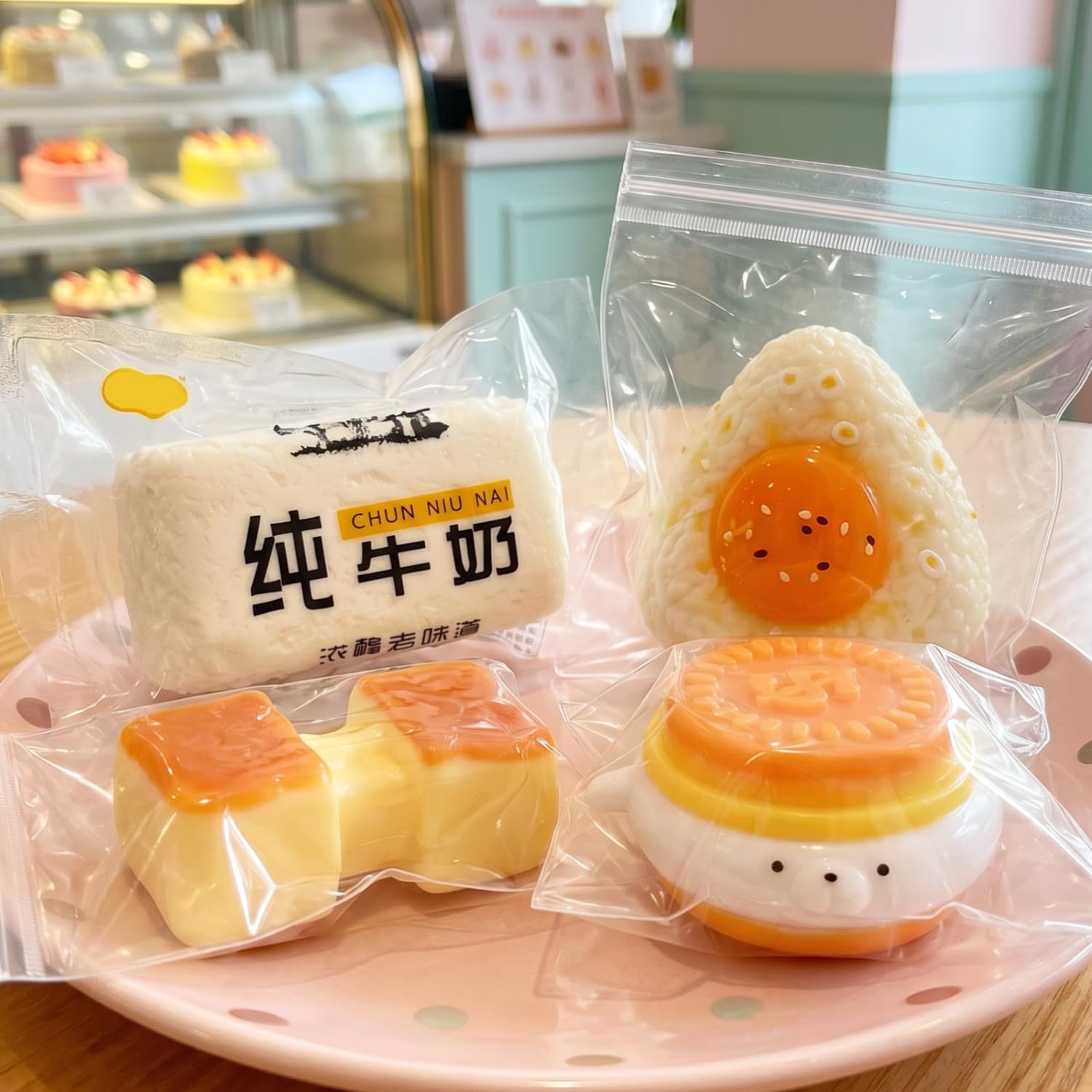 Amazon | H・K スクイーズ おもちゃ 4点 もちもち 水感 フィジェット