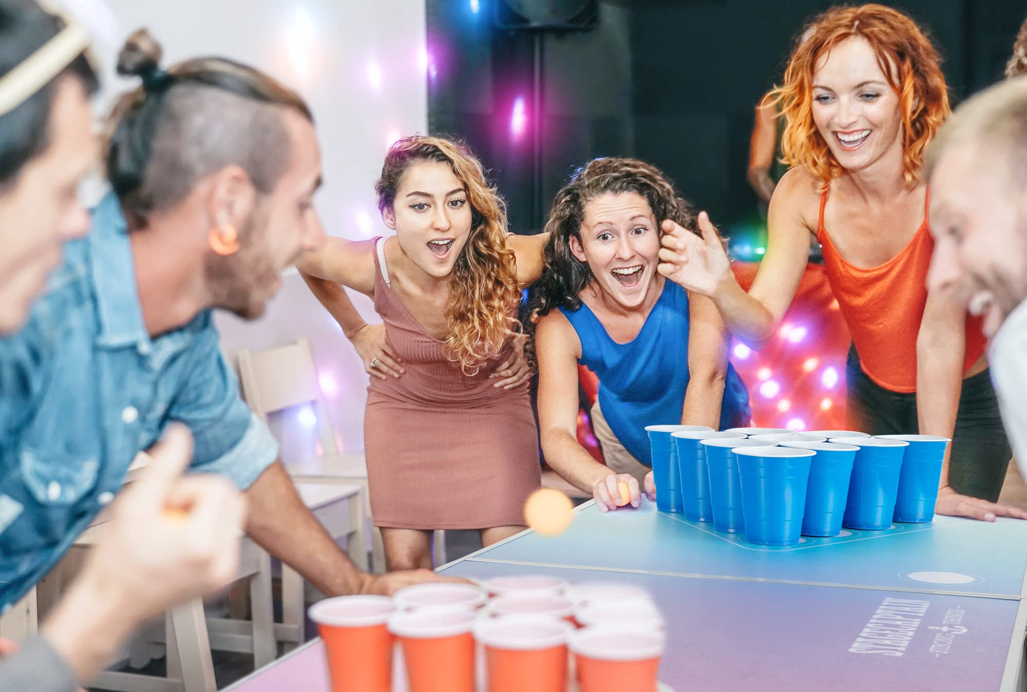 Table Beer Pong Stagecaptain Club Pliable Stable Aluminium Plateau MDF Mélaminé 5 mm Inclus 100 Gobelets 6 Balles Montage Rapide Compact Transport
