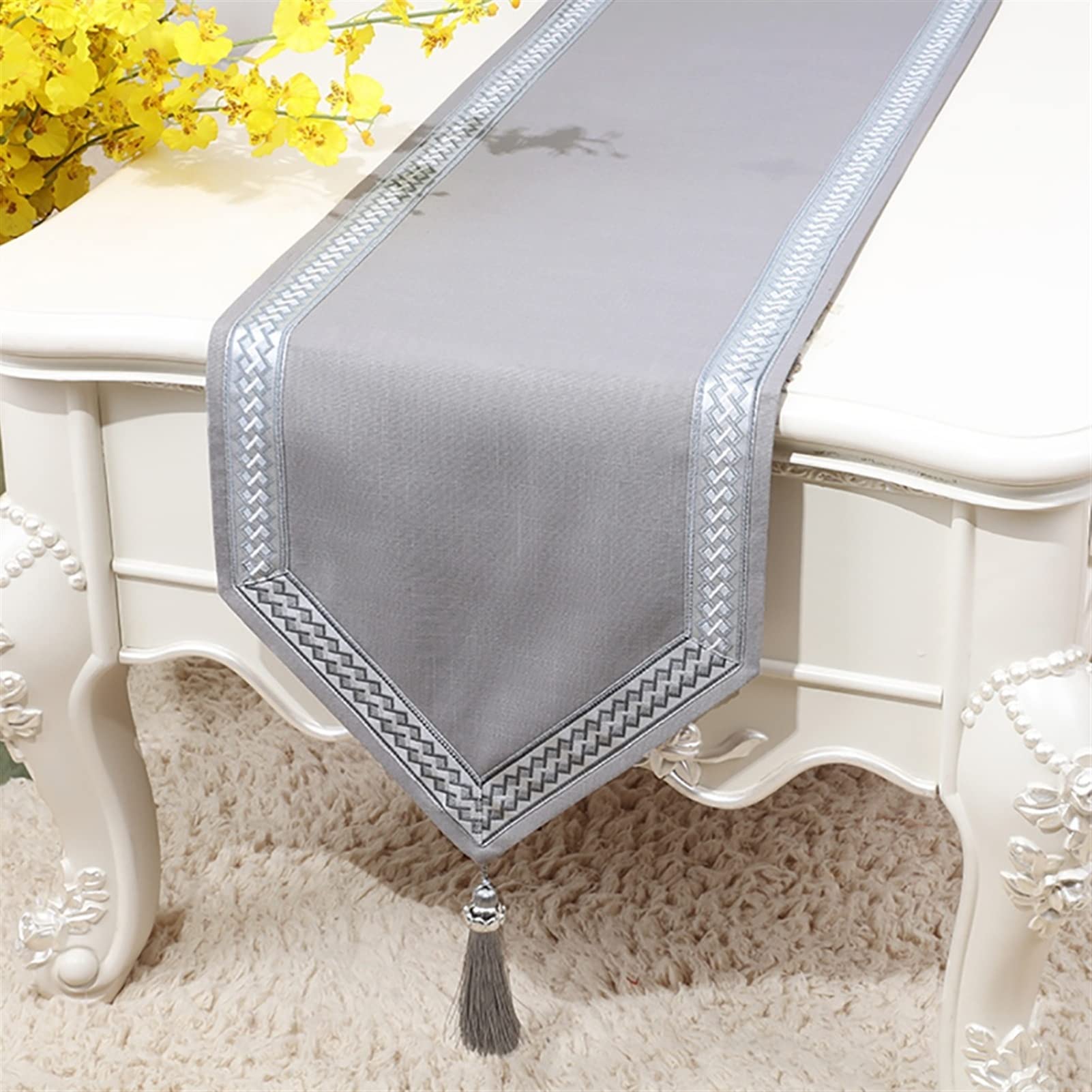 XQLSRJElegant And Luxurious Top Finel Geometric Flax Table Runners Modern Luxury Bed Runner Cloth Rectangle Dining Decoration For Wedding Party Home Office, 4 Colors