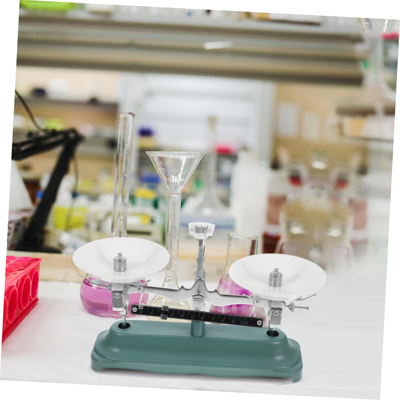 ULTECHNOVO Balance à Triple Fléau Pour Laboratoire Outil De Pesage Portable Avec Poids Inclus Pour Expériences Pédagogiques Et Scientifiques