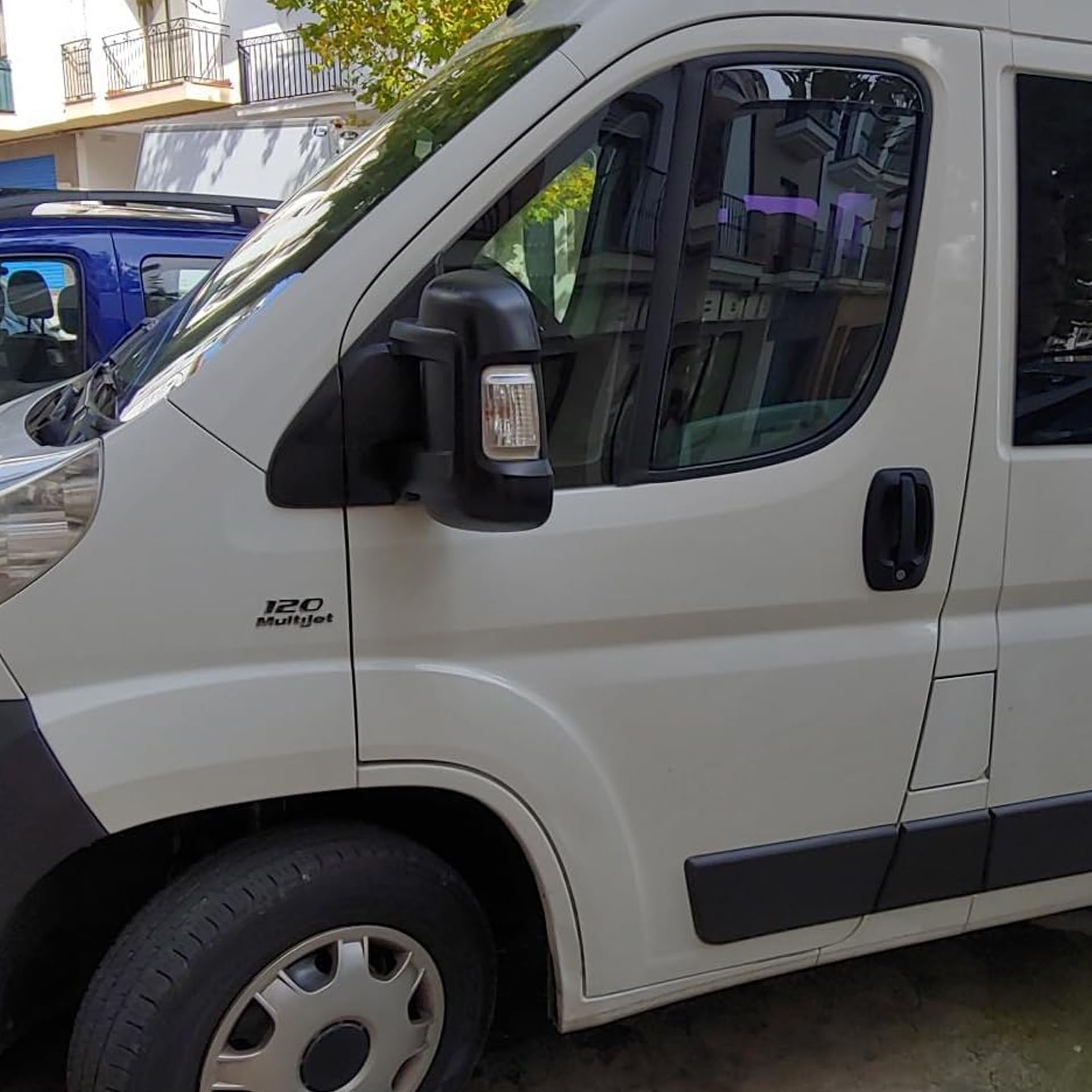 VALDI LED Juego De 2 Deflectores De Aire para Coche Oscurecidos | para Autocaravanas Fiat Ducato, Peugeot Boxer Y Citroën Jumper Desde 2006 A 2024 | Movano De 2023 A 2024| Derivabrisas