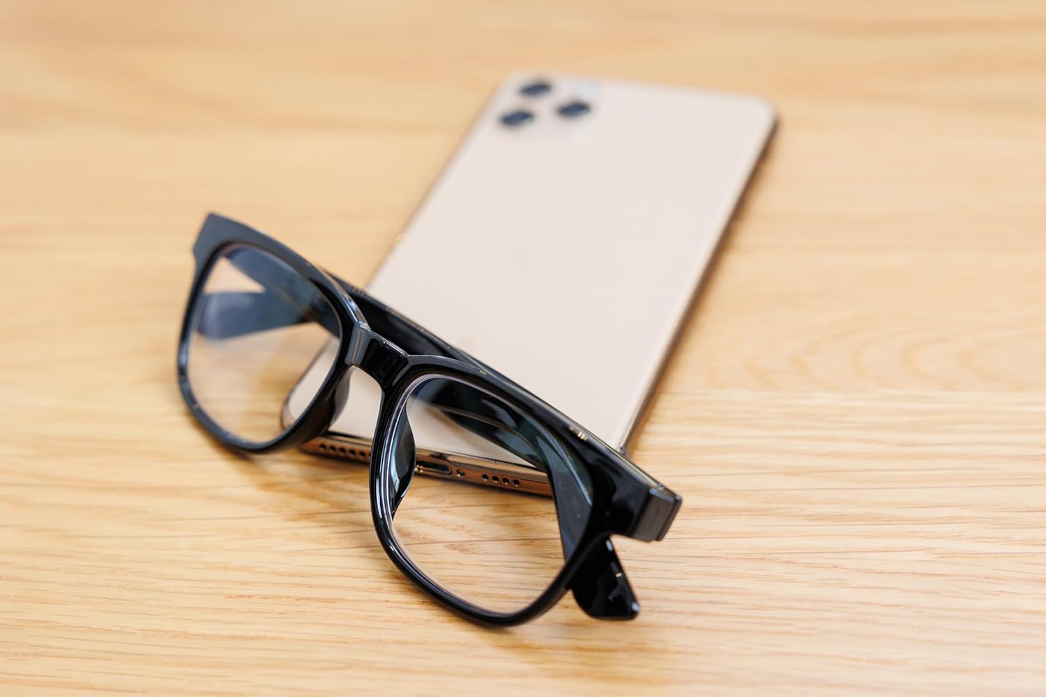 Peepers by PeeperSpecs Kent Square Progressive Reading Glasses - Image 3