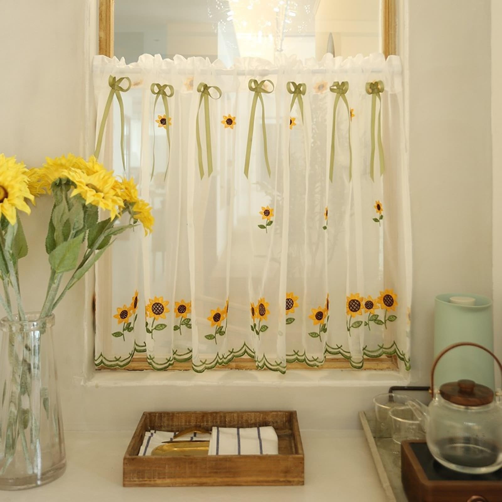 Rideau meuble sous evier brode tournesols pour une cuisine campagne chic