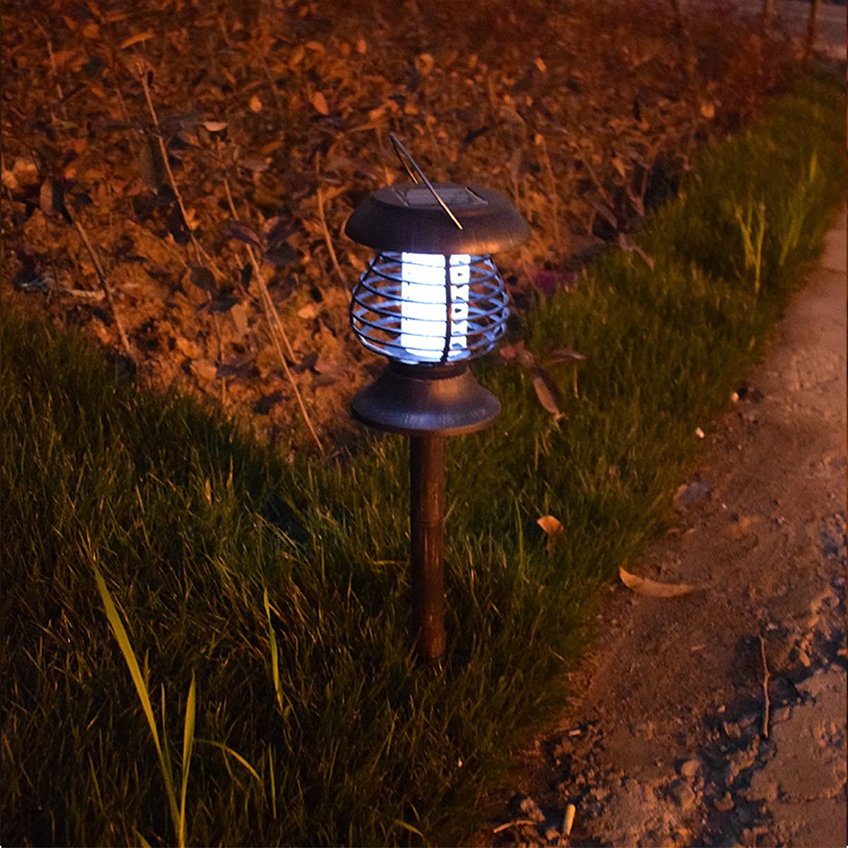 Wiszące lampy solarne, zasilane energią słoneczną wodoodporne lampy retro, jasny krajobraz lampiony, świetna dekoracja na patio, podwórko, ogród i stół, 2 szt